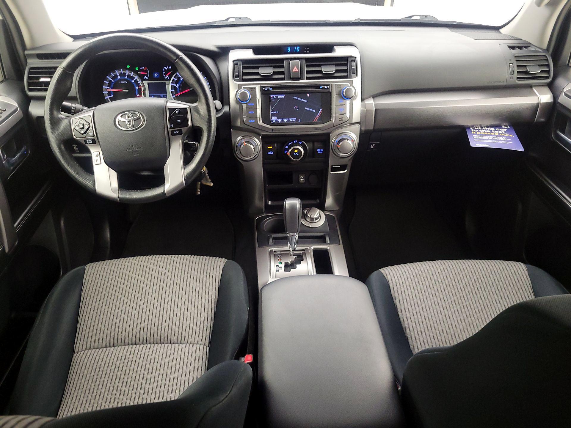 Thumbnail: 2014 Toyota 4Runner - 9