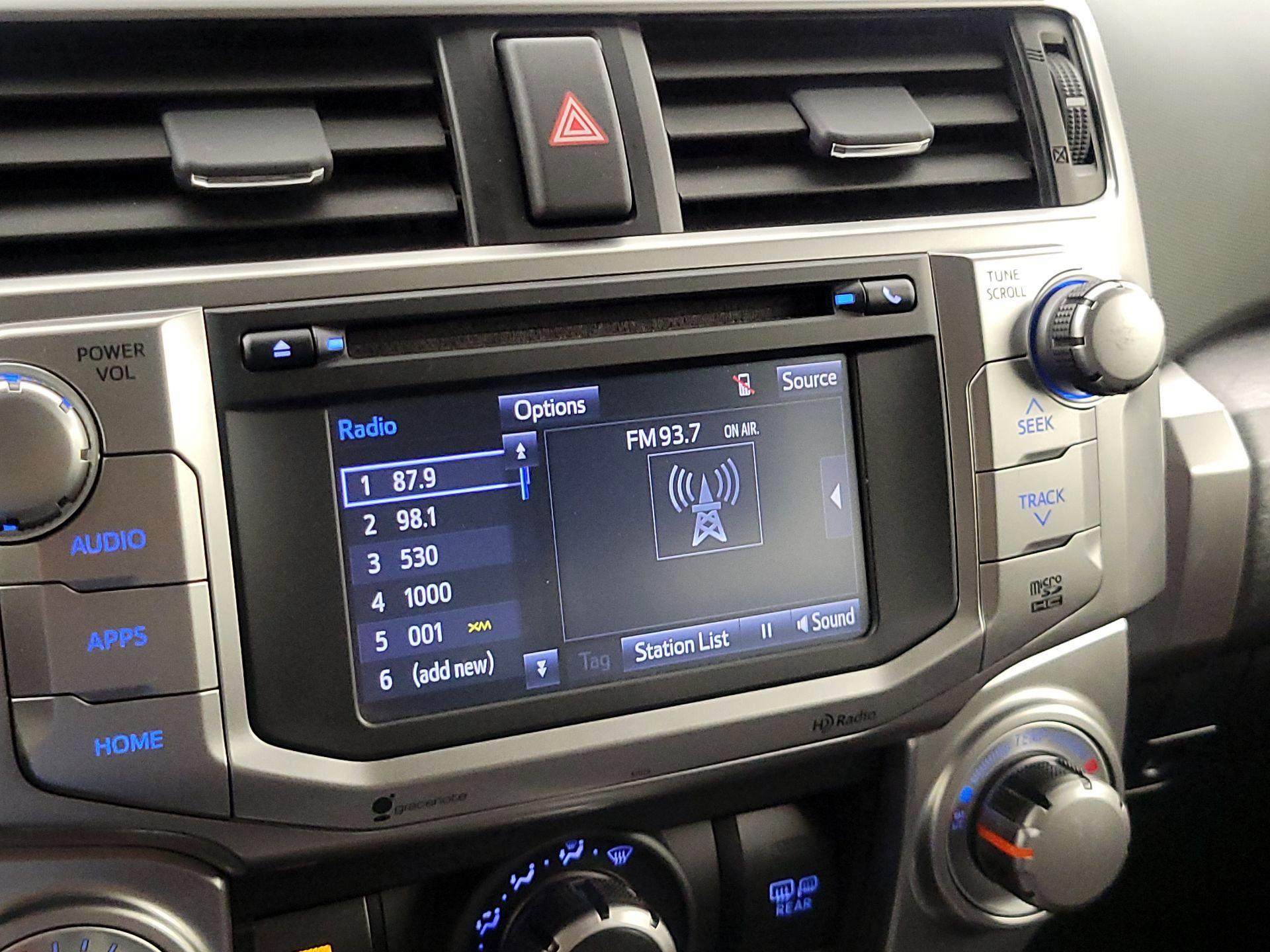 Thumbnail: 2014 Toyota 4Runner - 16