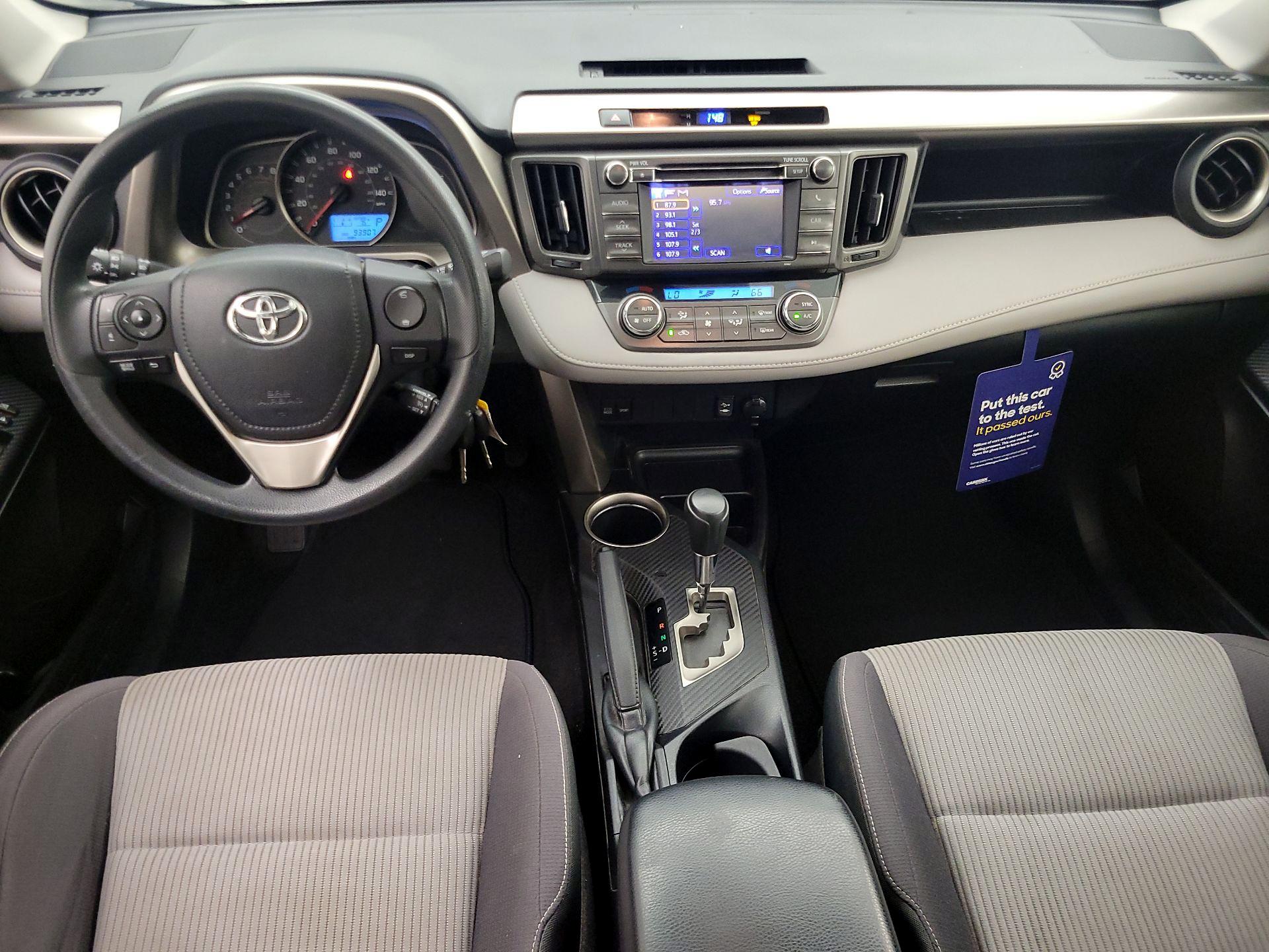 Thumbnail: 2013 Toyota RAV4 - 9