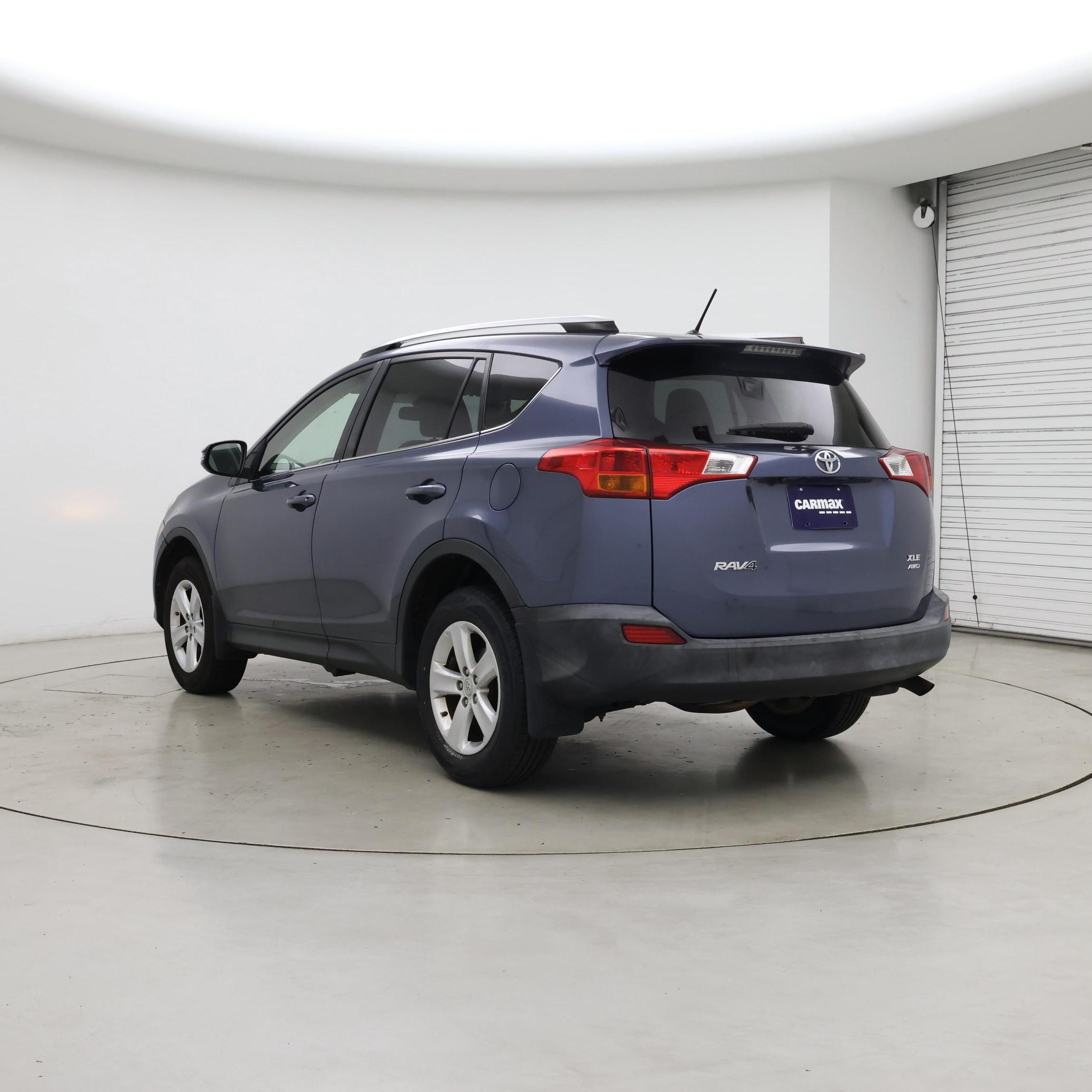Thumbnail: 2013 Toyota RAV4 - 2