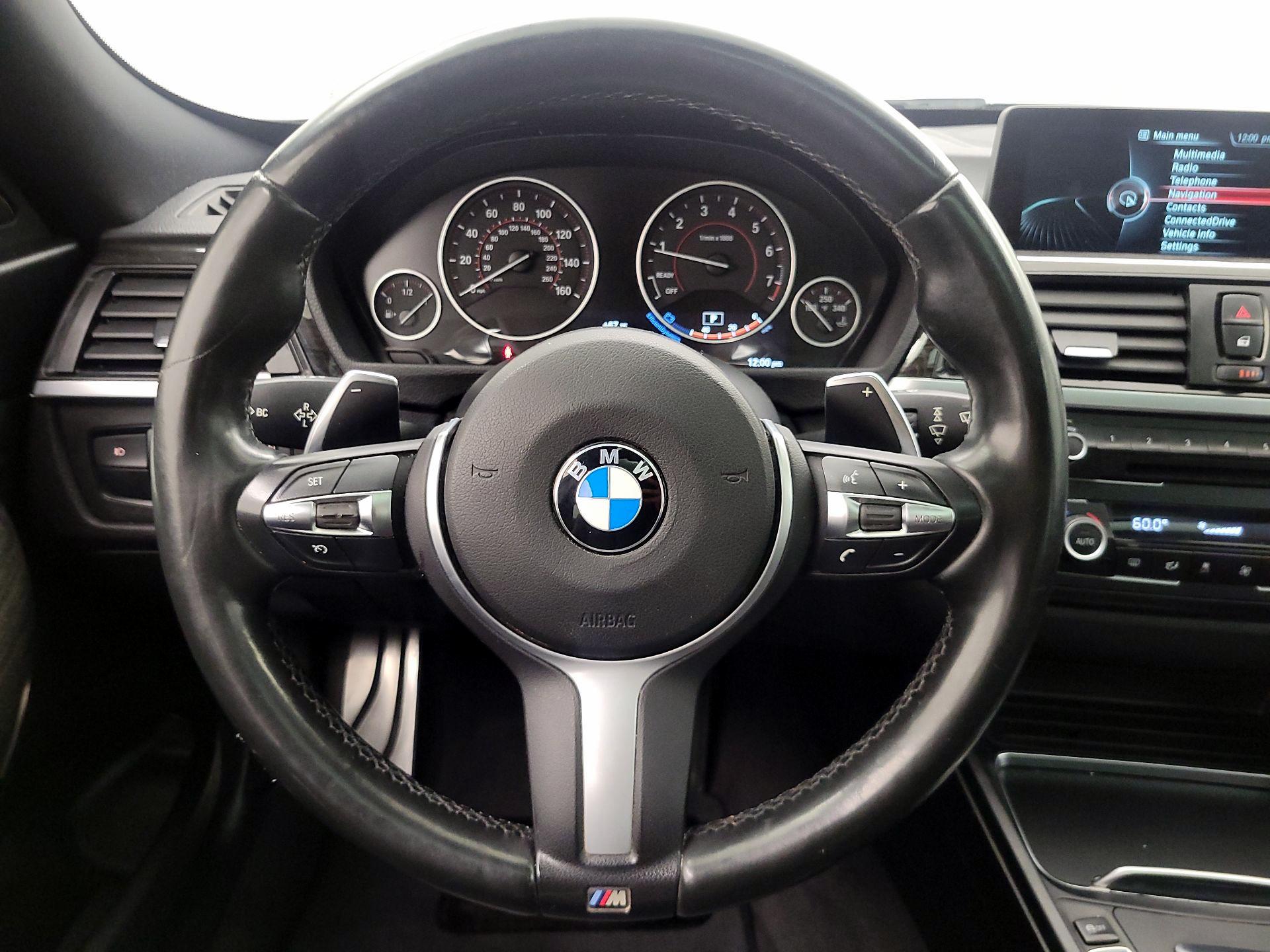 Thumbnail: 2016 BMW 3 Series - 10
