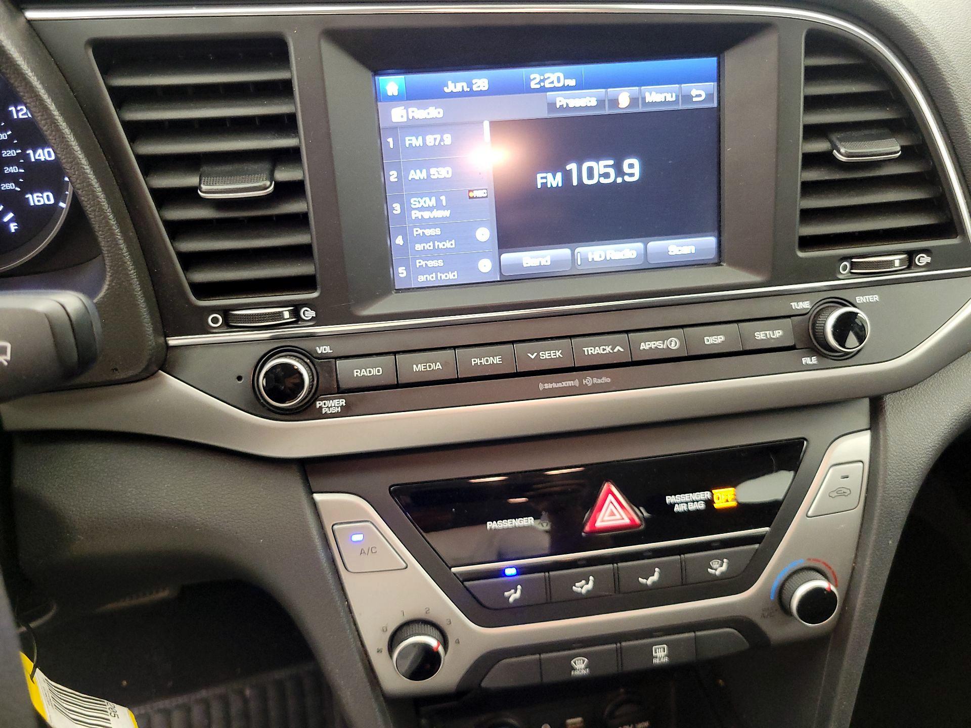 Thumbnail: 2018 Hyundai Elantra - 15