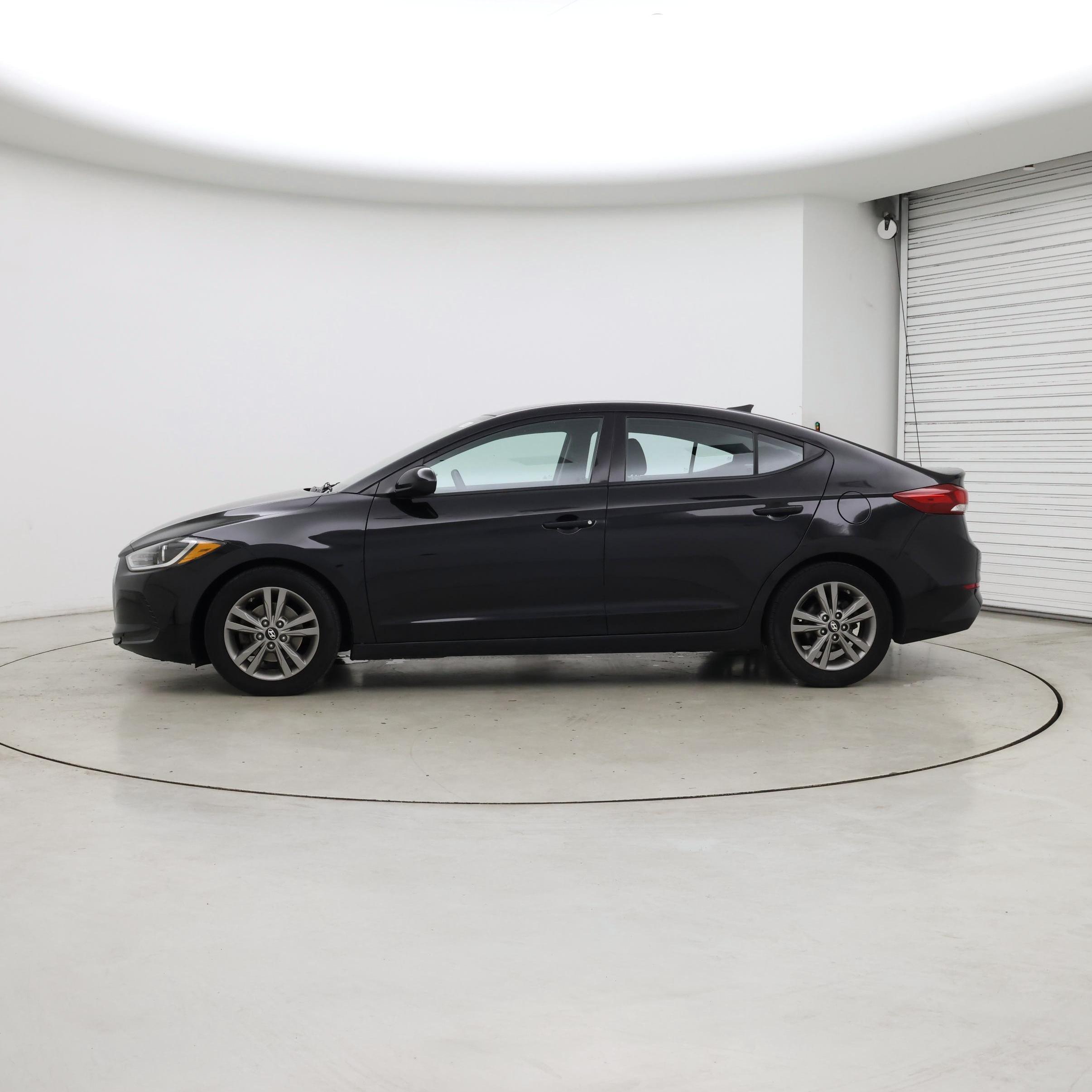 Thumbnail: 2018 Hyundai Elantra - 3
