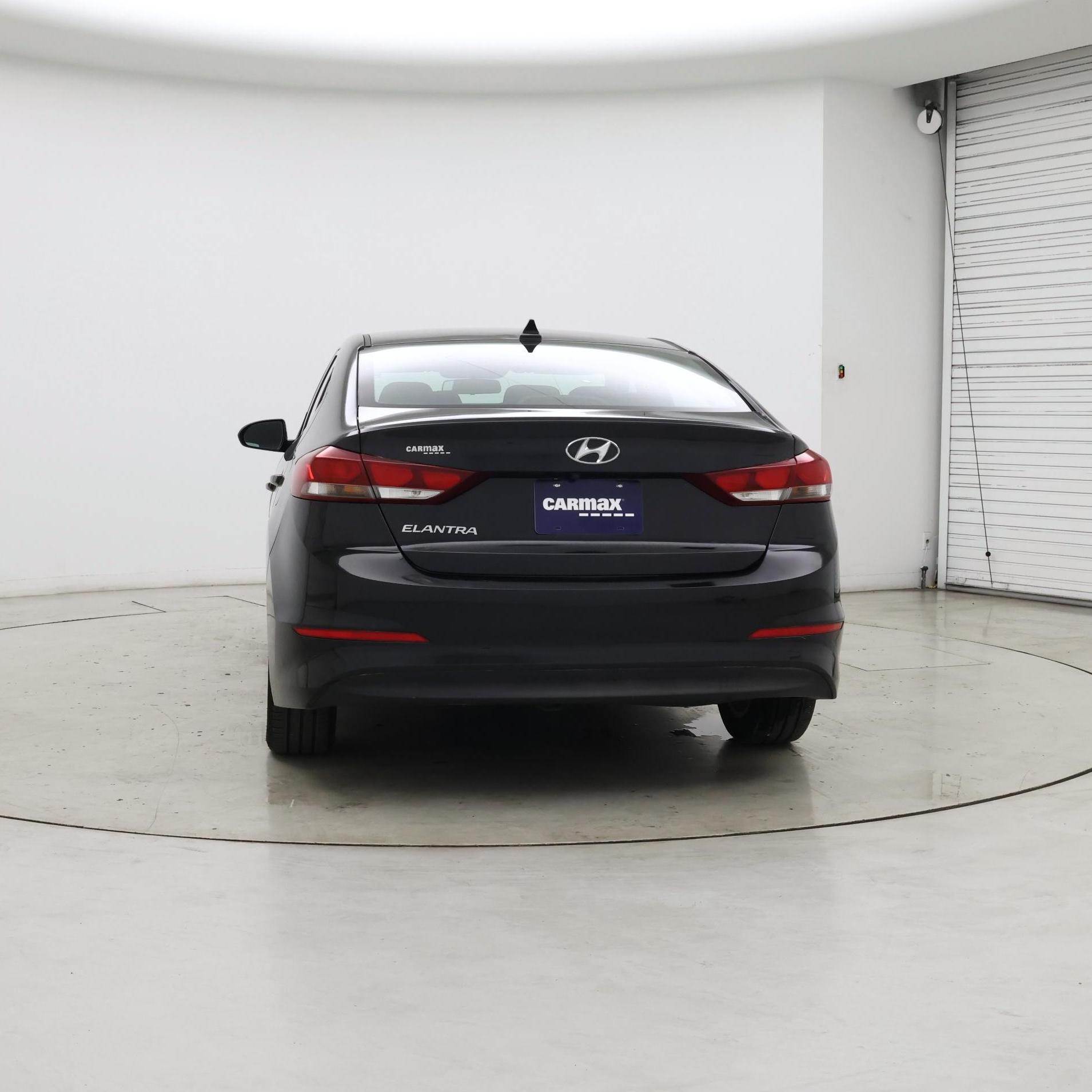 Thumbnail: 2018 Hyundai Elantra - 6