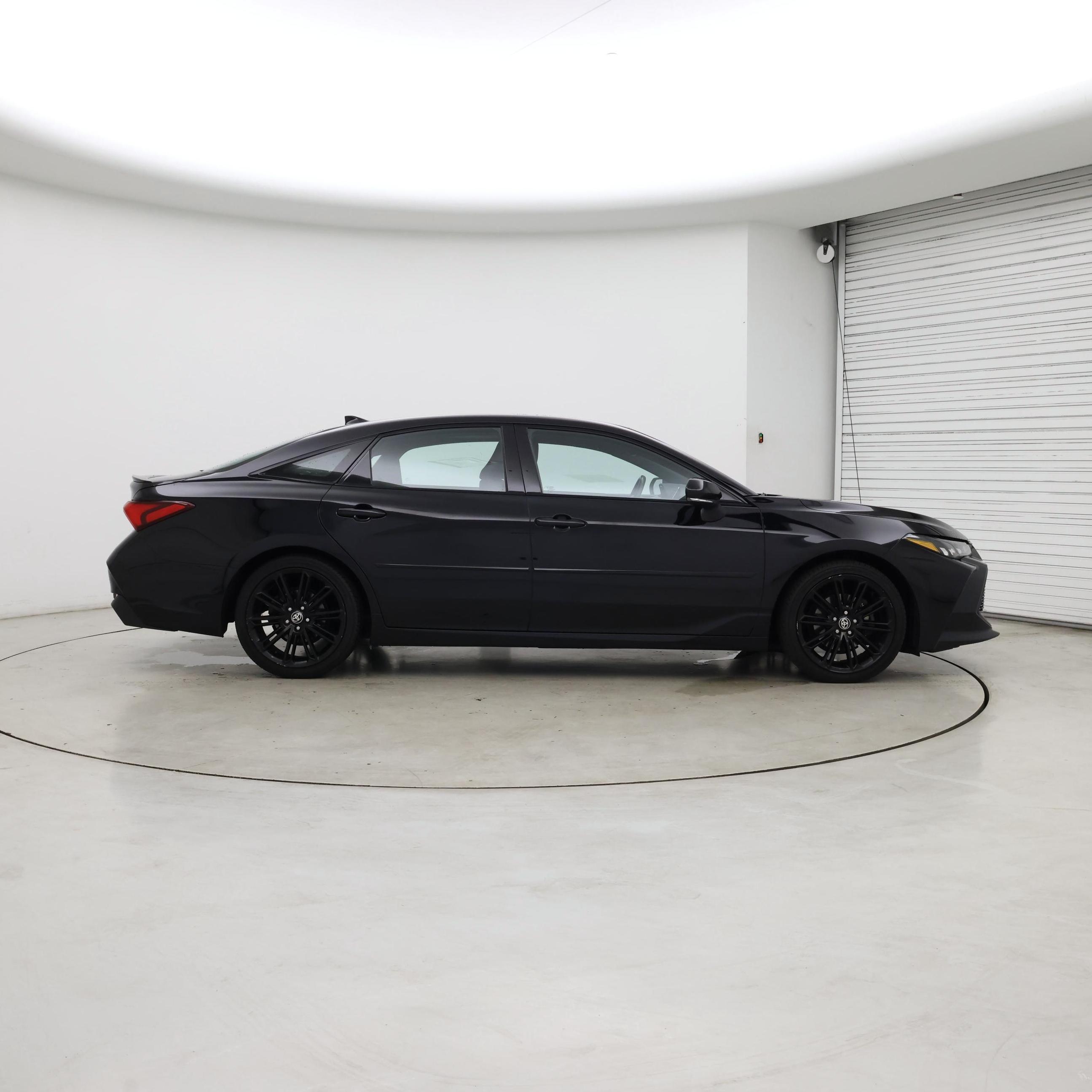 Thumbnail: 2022 Toyota Avalon - 7