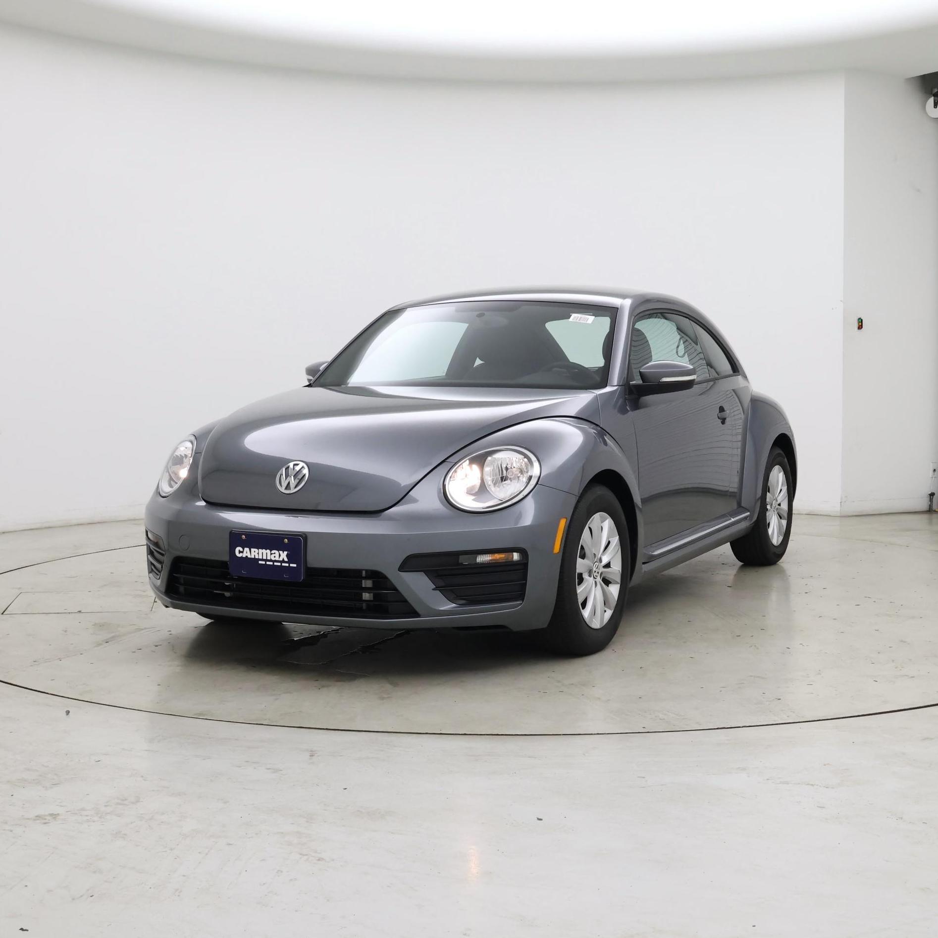 Thumbnail: 2019 Volkswagen Beetle - 4