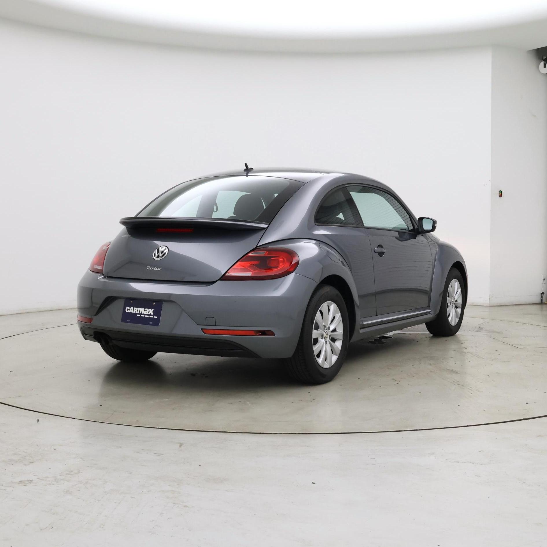 Thumbnail: 2019 Volkswagen Beetle - 8