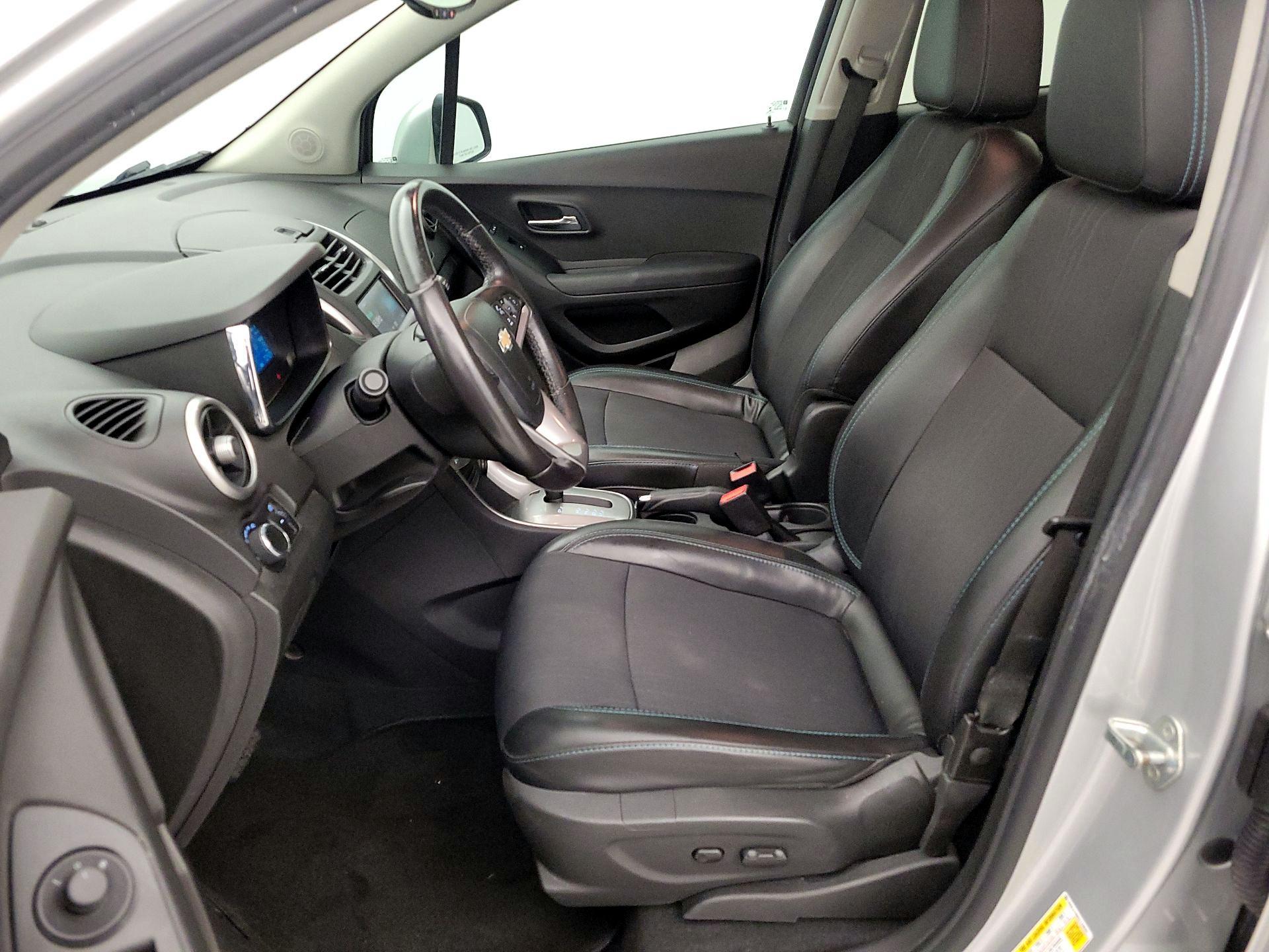 Thumbnail: 2016 Chevrolet Trax - 11