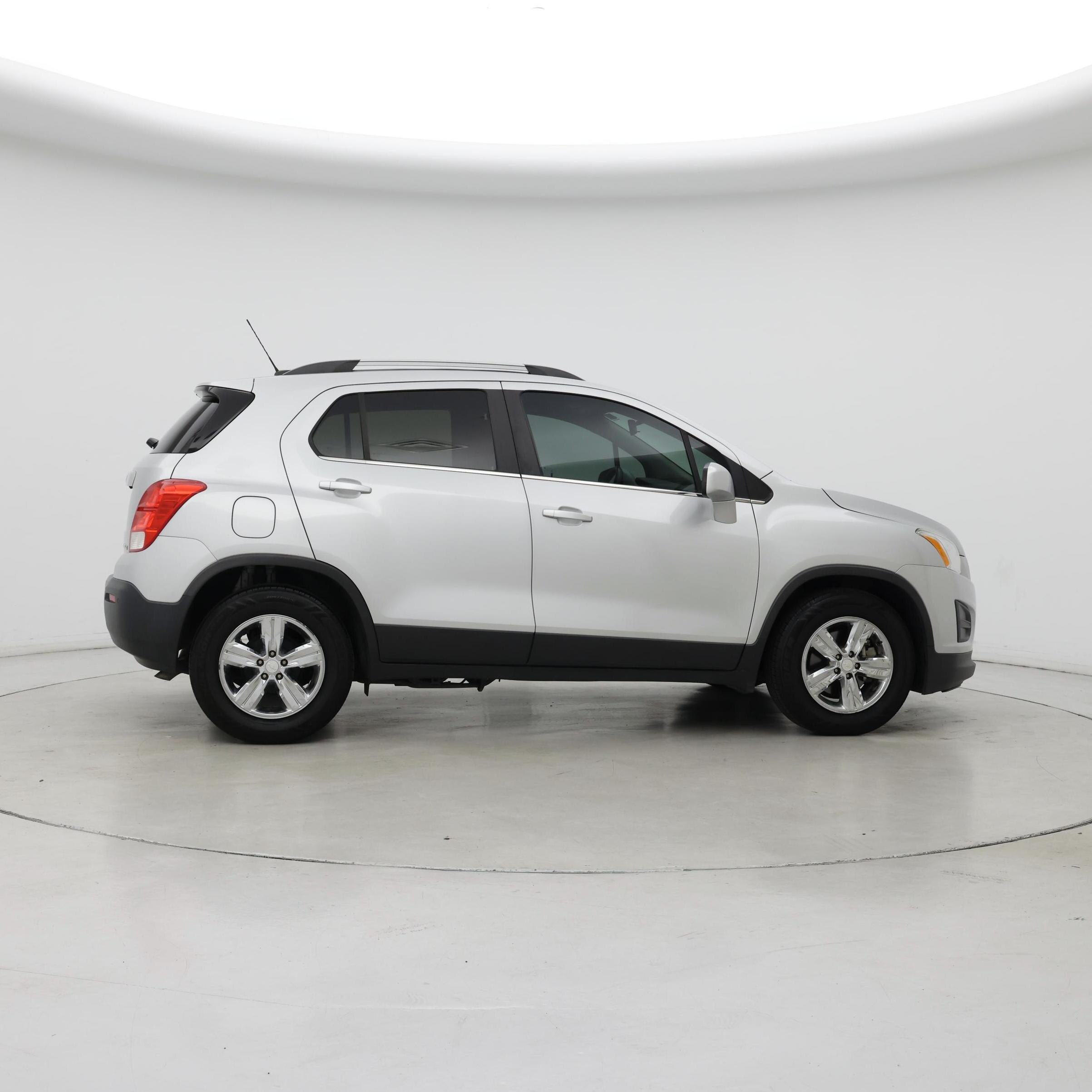 Thumbnail: 2016 Chevrolet Trax - 7