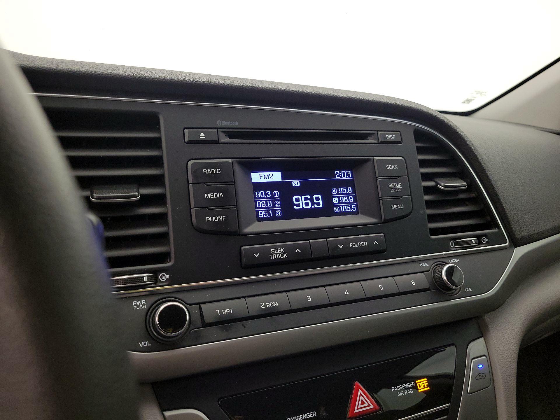 Thumbnail: 2018 Hyundai Elantra - 14