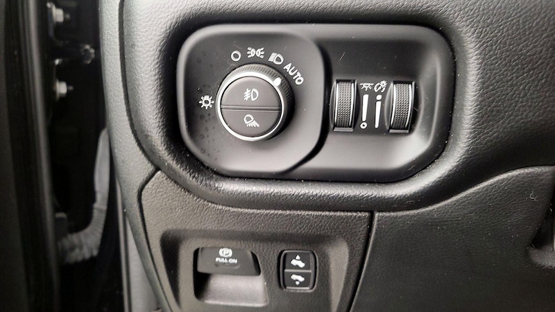 2022 RAM 1500 Laramie 13