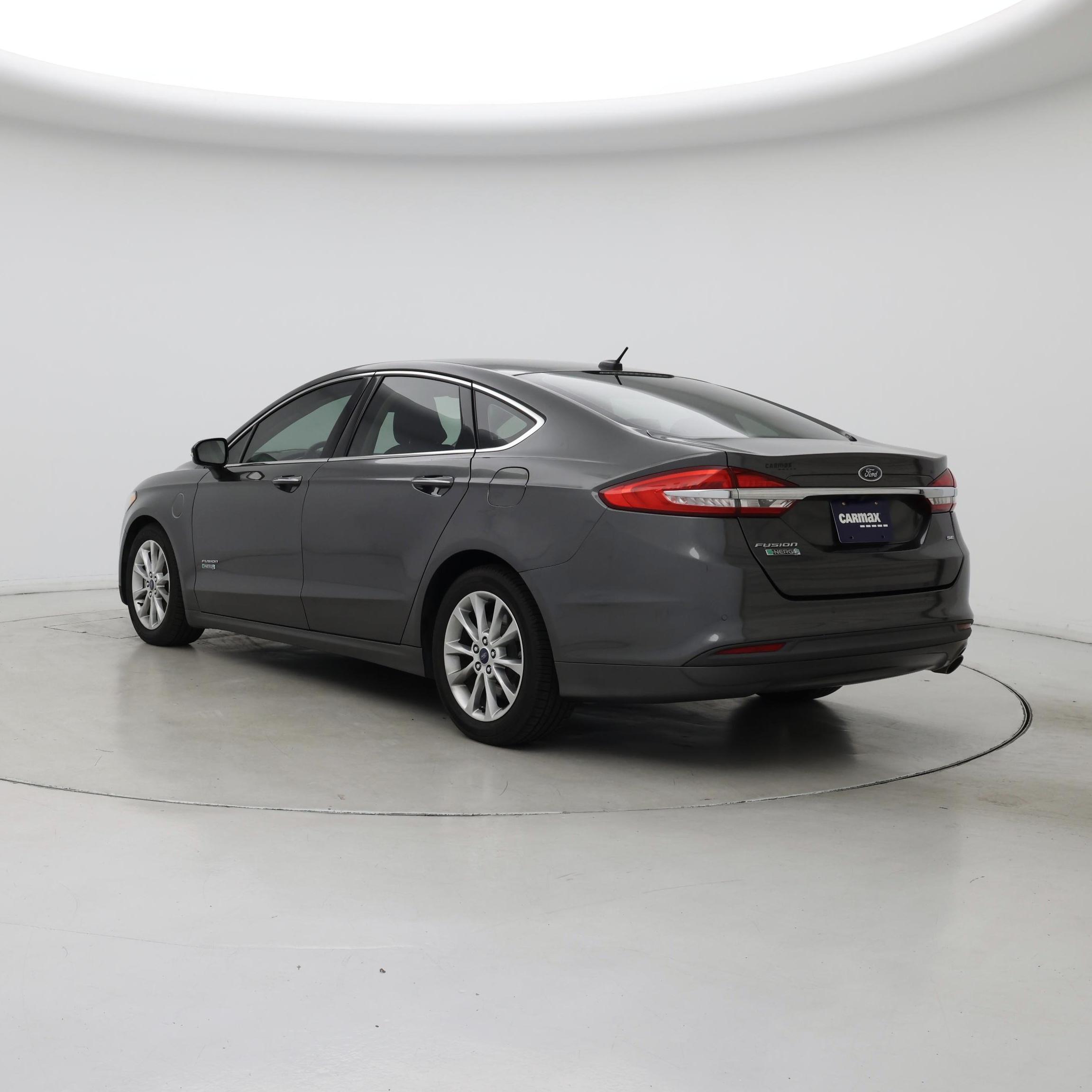 Thumbnail: 2017 Ford Fusion - 2