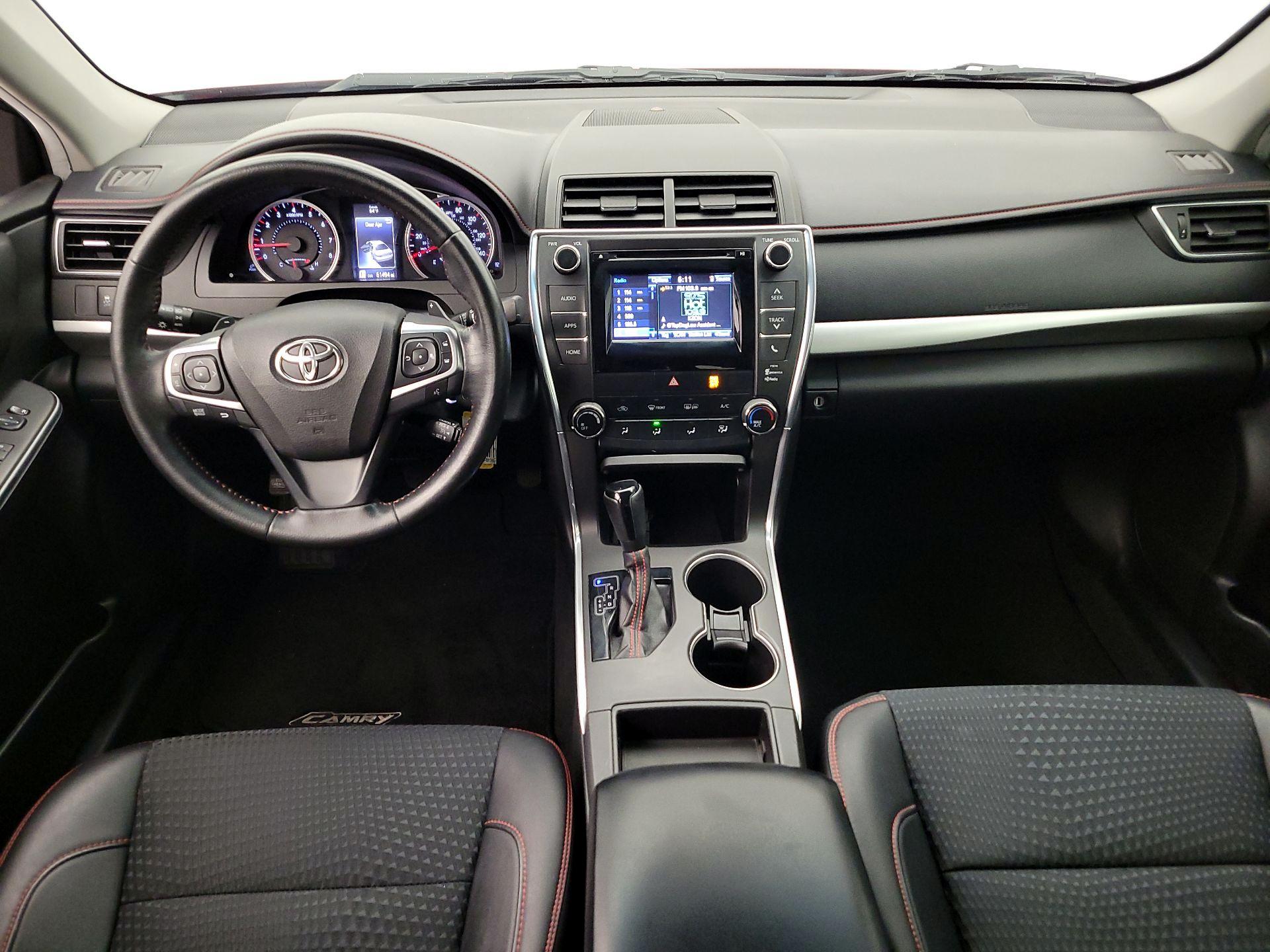 Thumbnail: 2015 Toyota Camry - 9