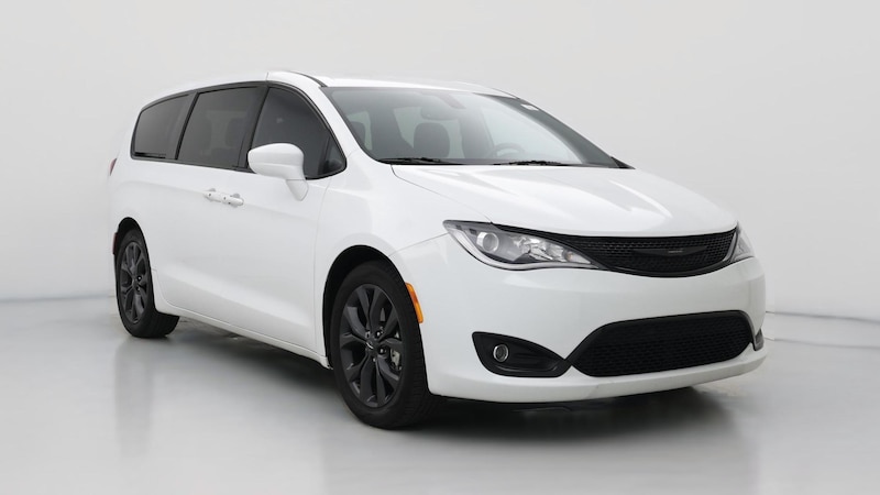 2020 Chrysler Pacifica Touring Hero Image