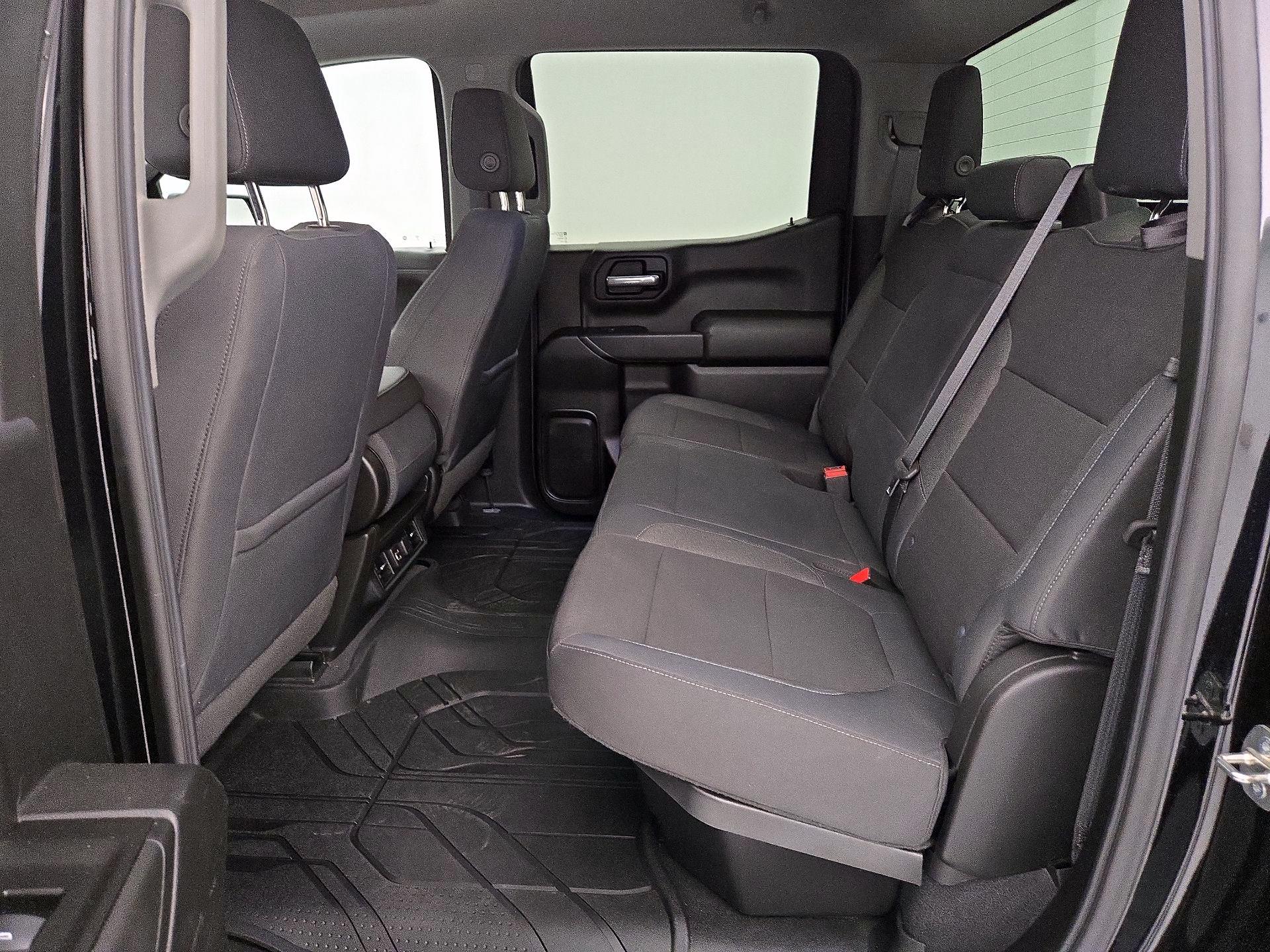 Thumbnail: 2019 Chevrolet Silverado 1500 - 19