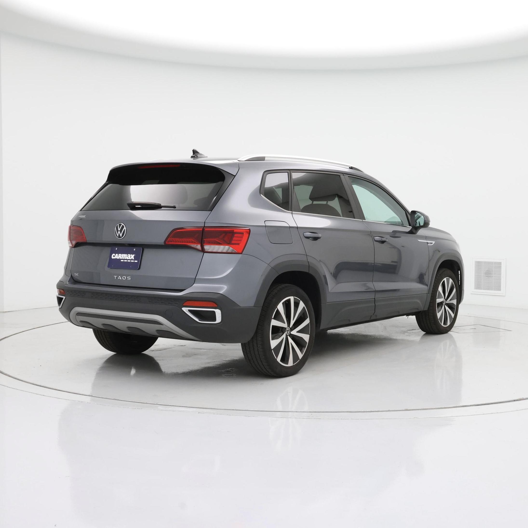 Thumbnail: 2022 Volkswagen Taos - 8
