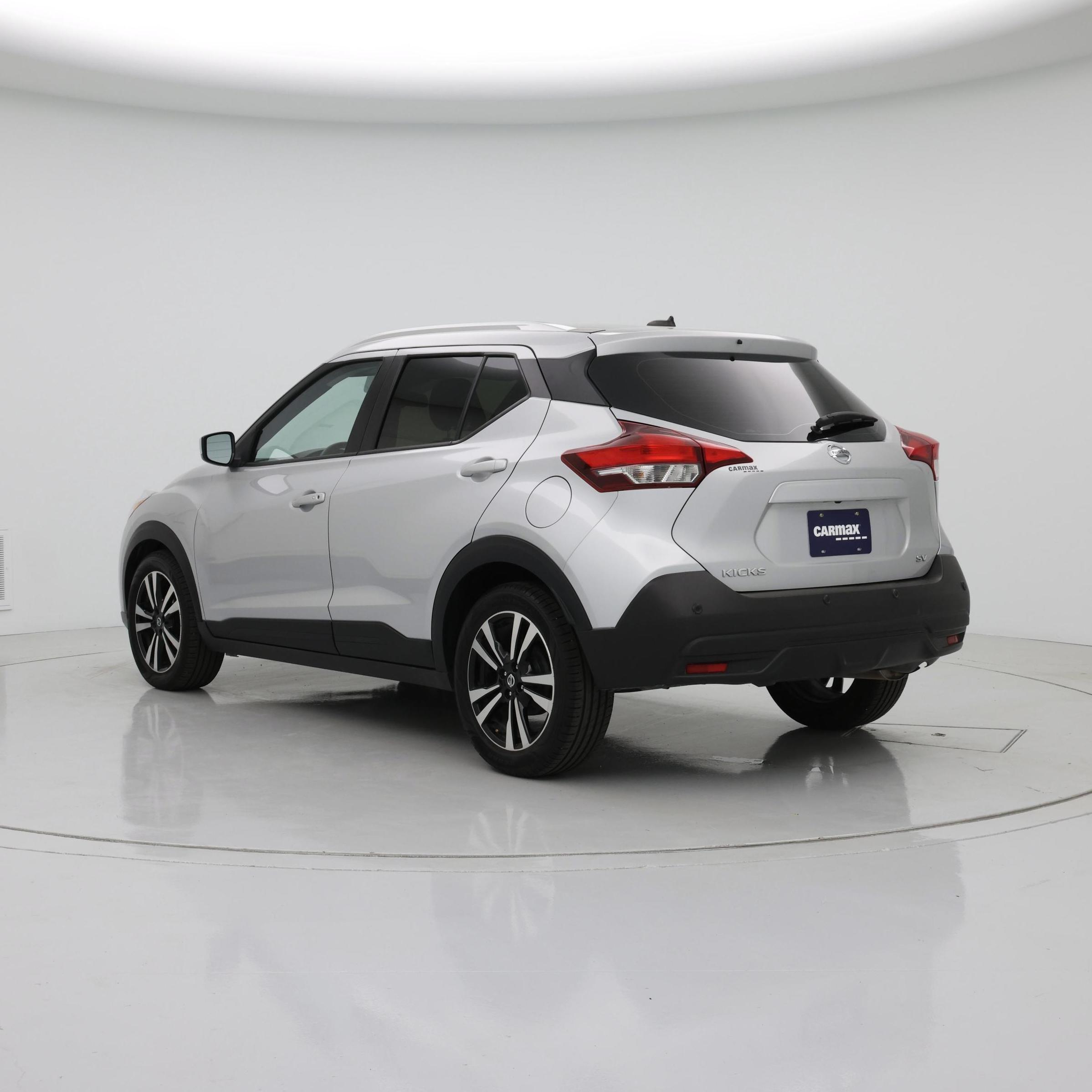 Thumbnail: 2020 Nissan Kicks - 2