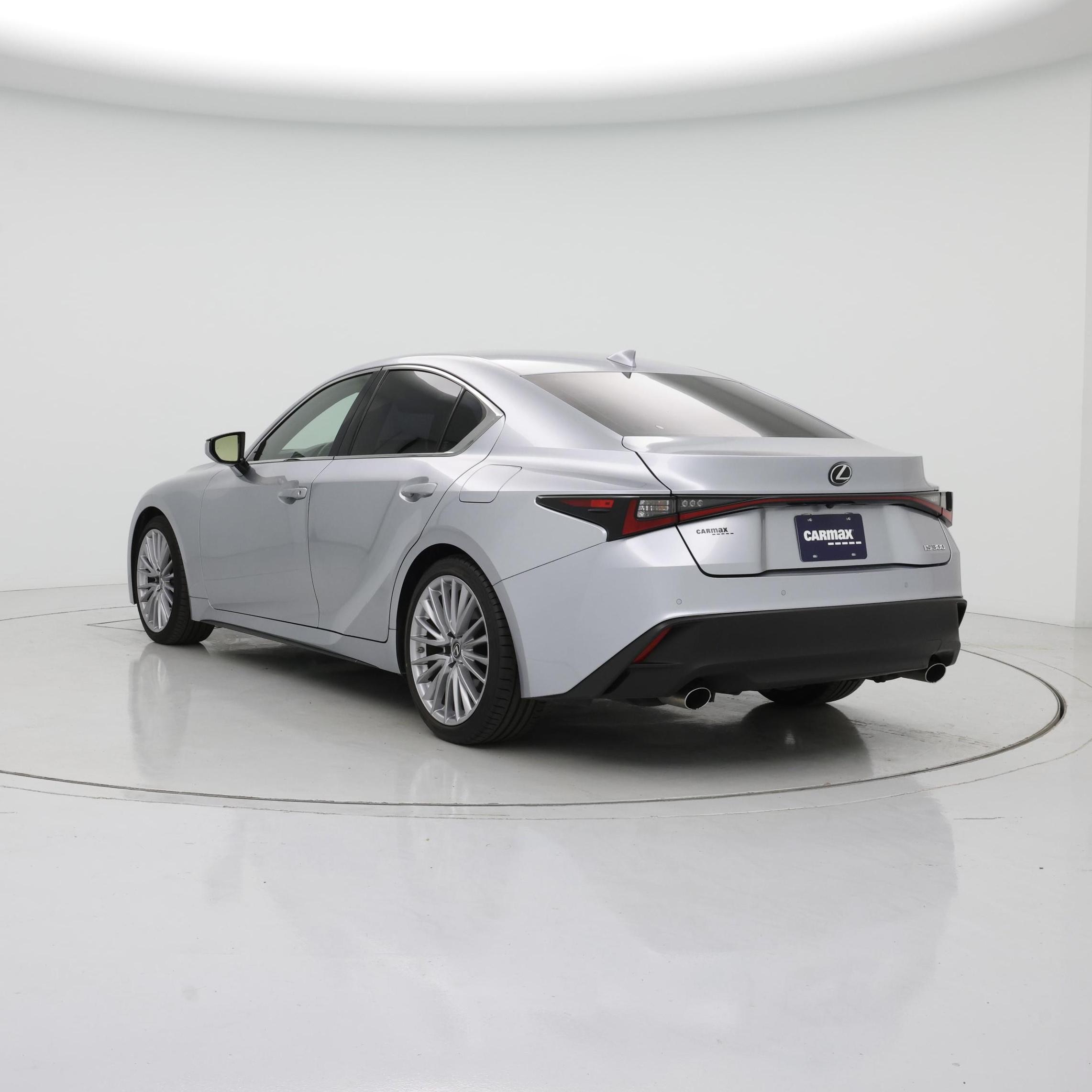 Thumbnail: 2022 Lexus IS - 2