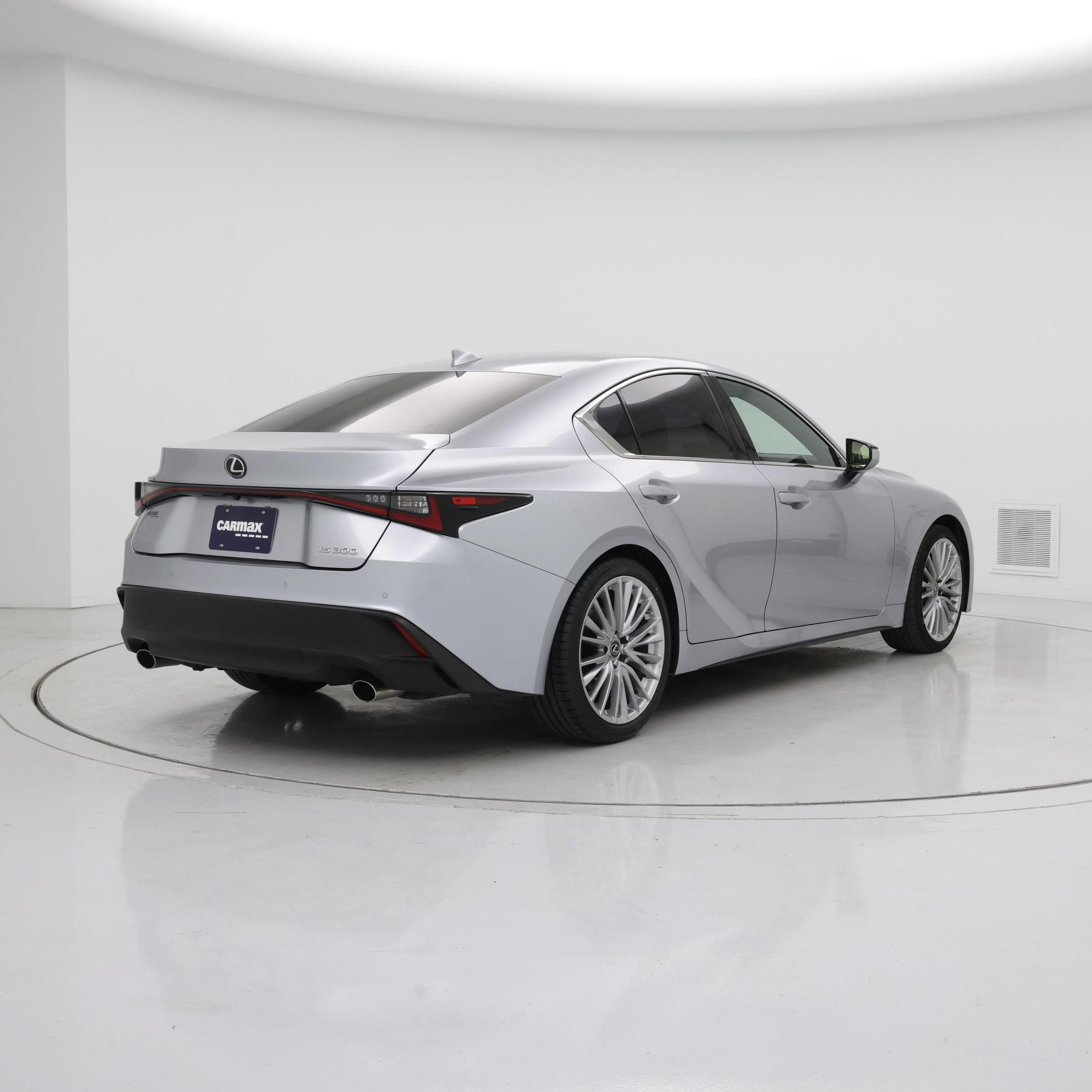 Thumbnail: 2022 Lexus IS - 8