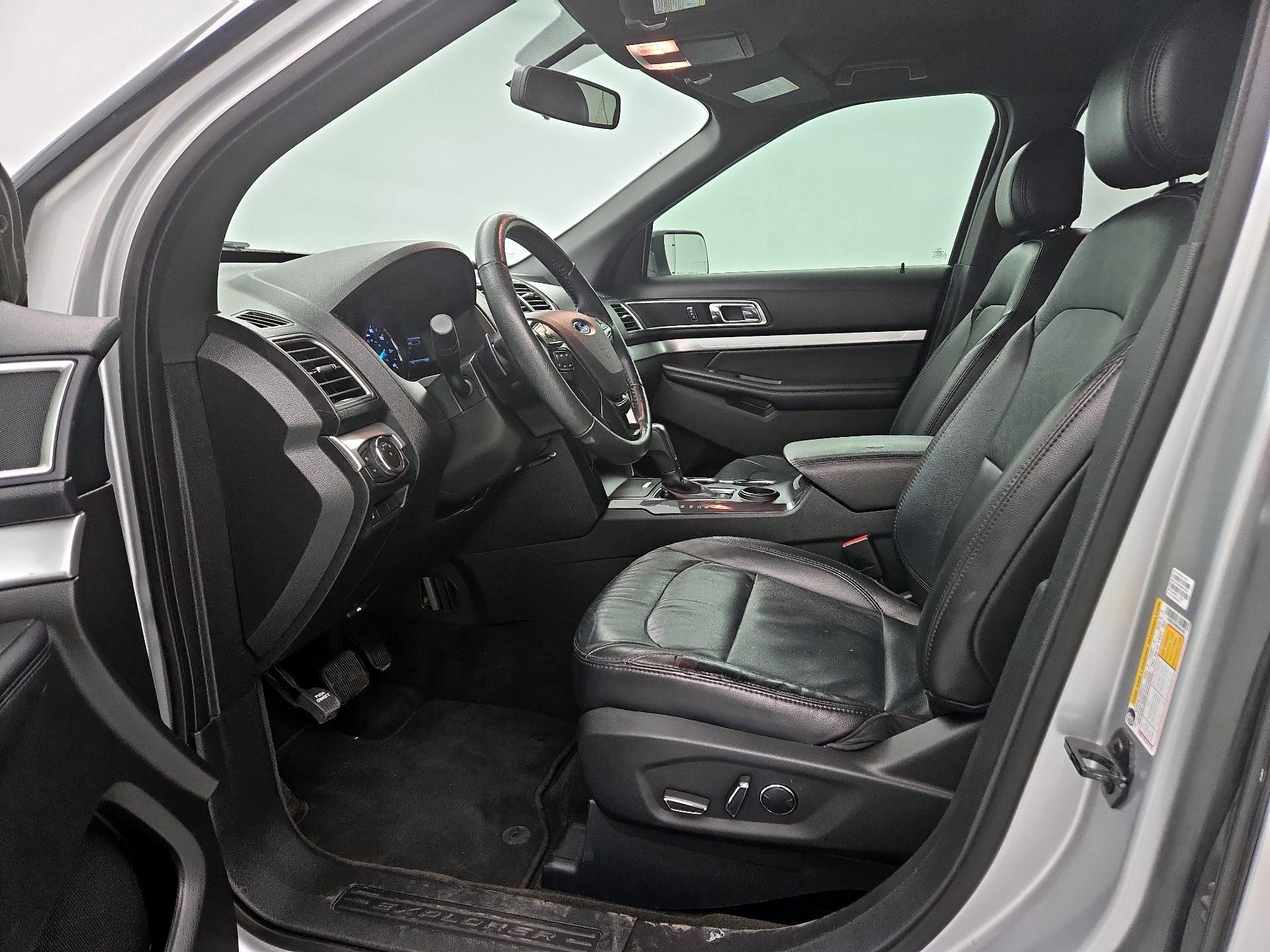 Thumbnail: 2017 Ford Explorer - 11
