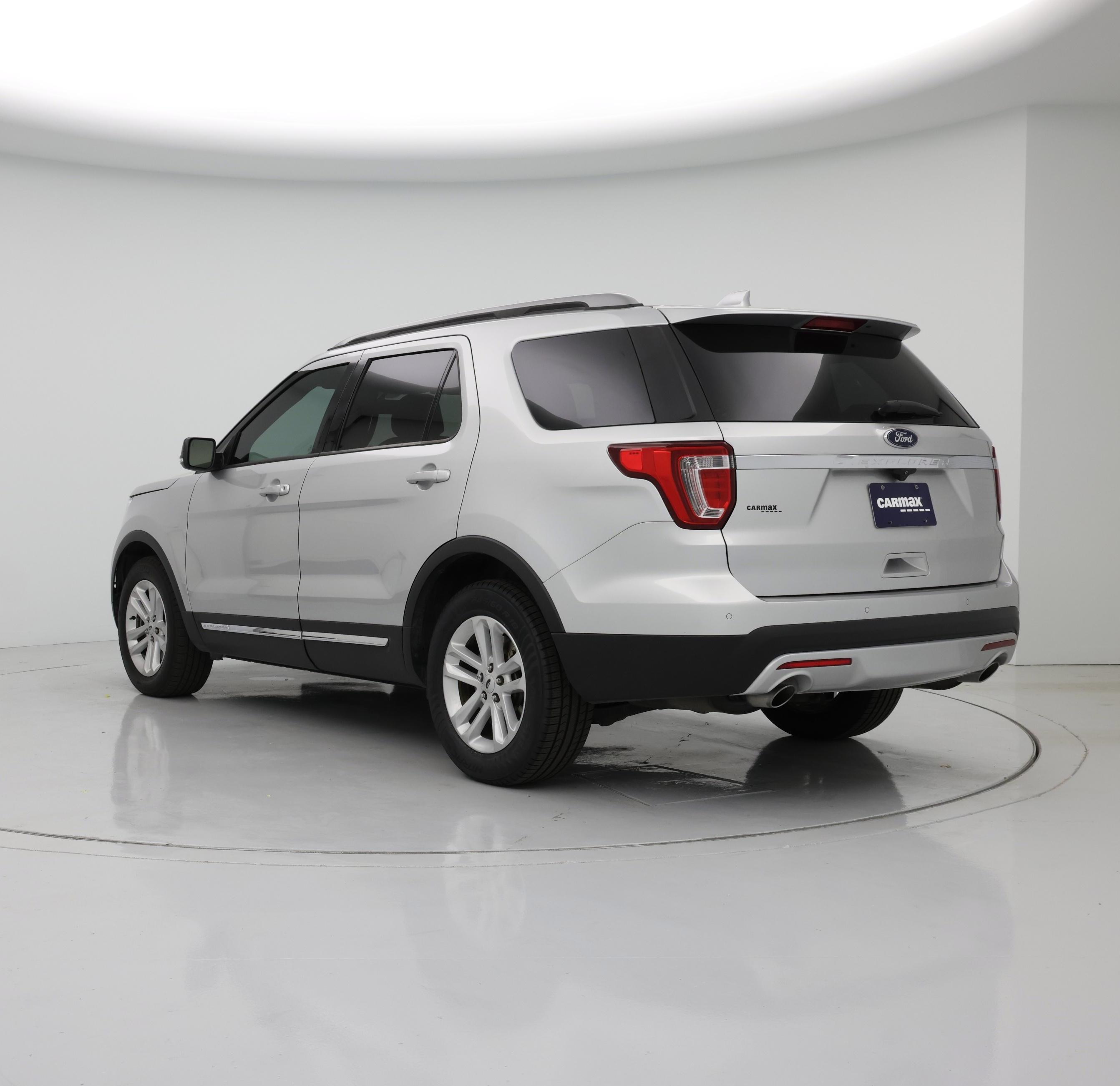 Thumbnail: 2017 Ford Explorer - 2