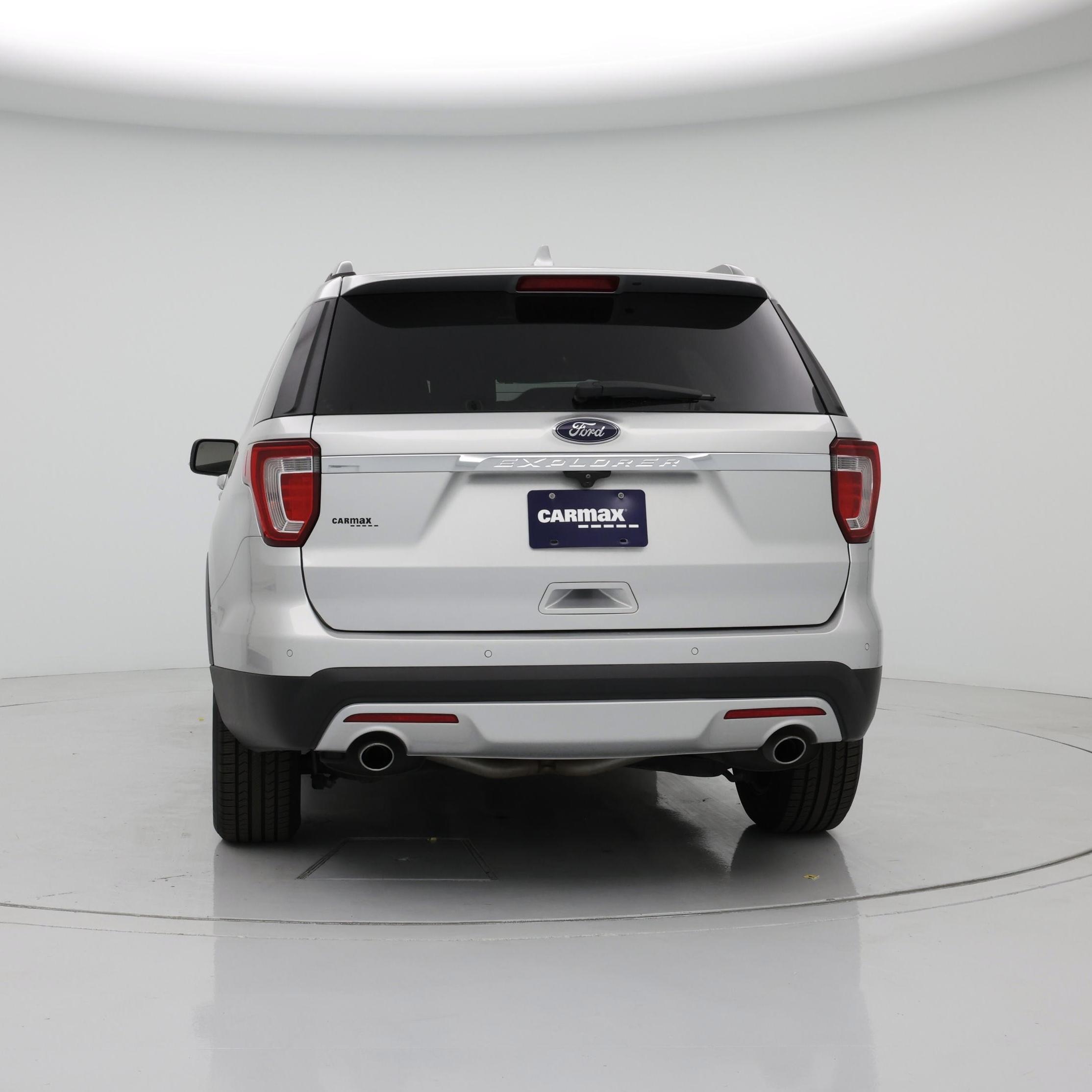 Thumbnail: 2017 Ford Explorer - 6
