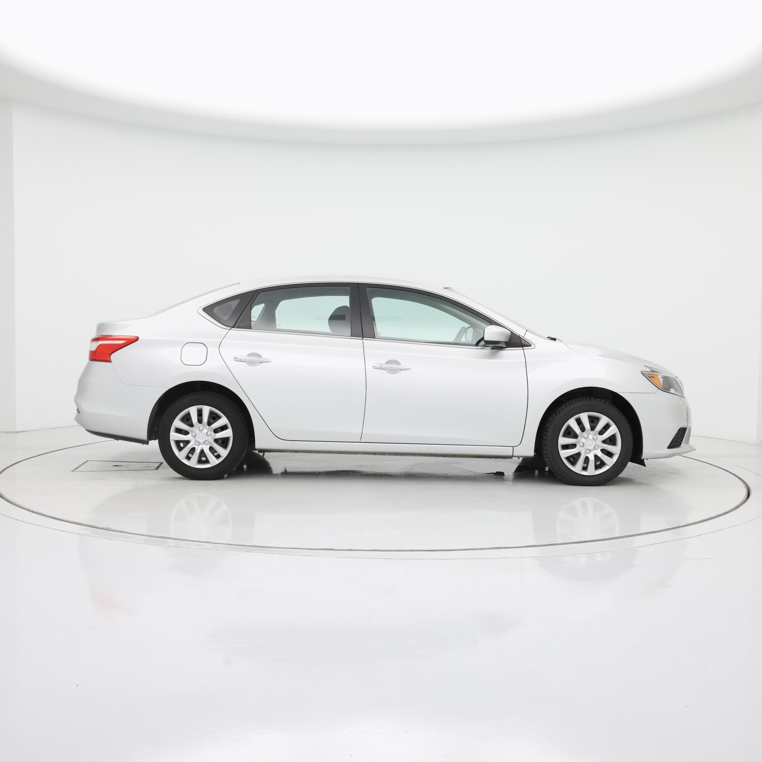 Thumbnail: 2018 Nissan Sentra - 7