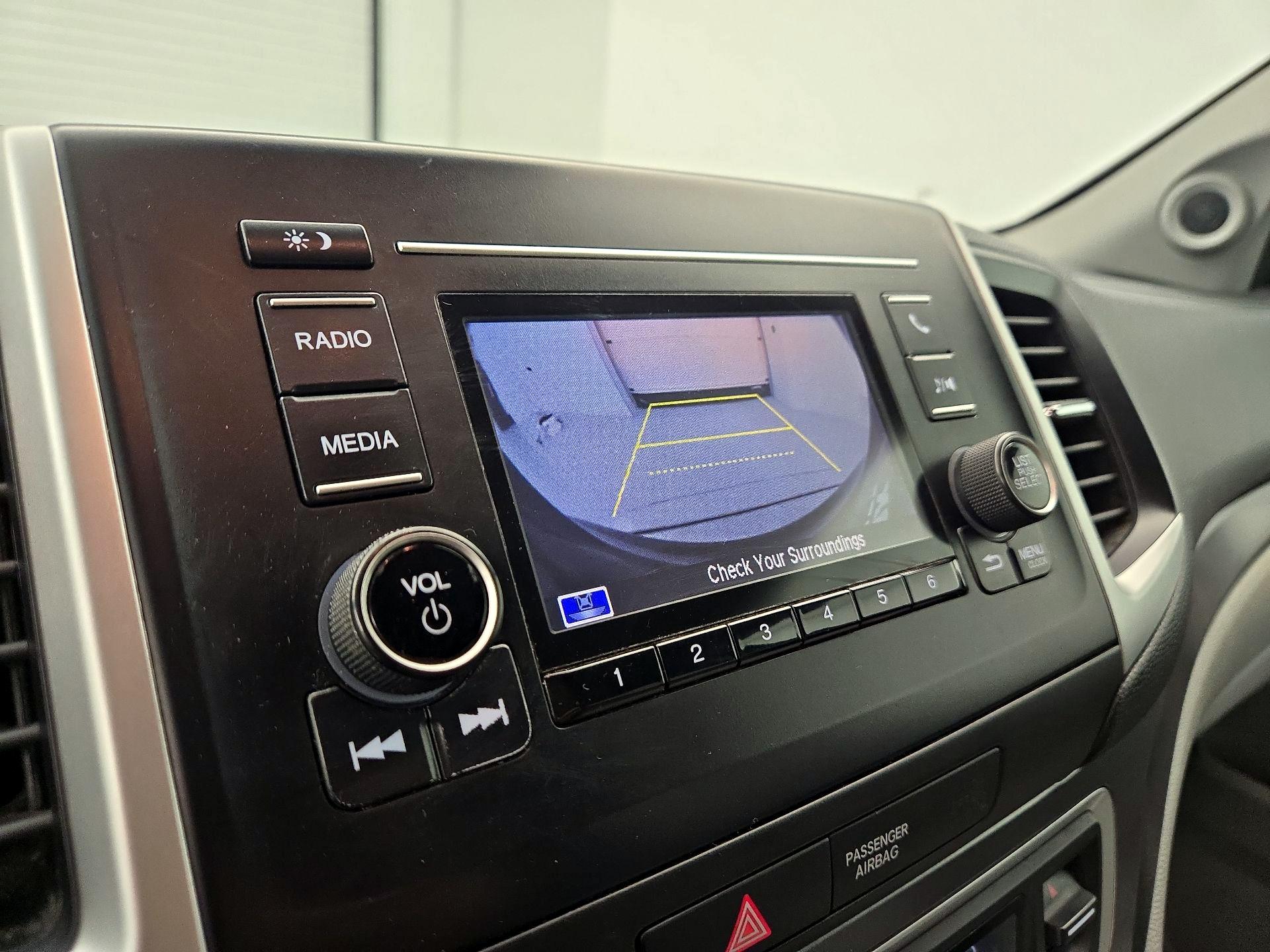 Thumbnail: 2020 Honda Pilot - 14