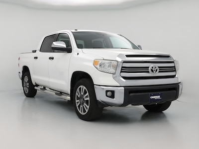 White 2017 Toyota Tundra SR5
