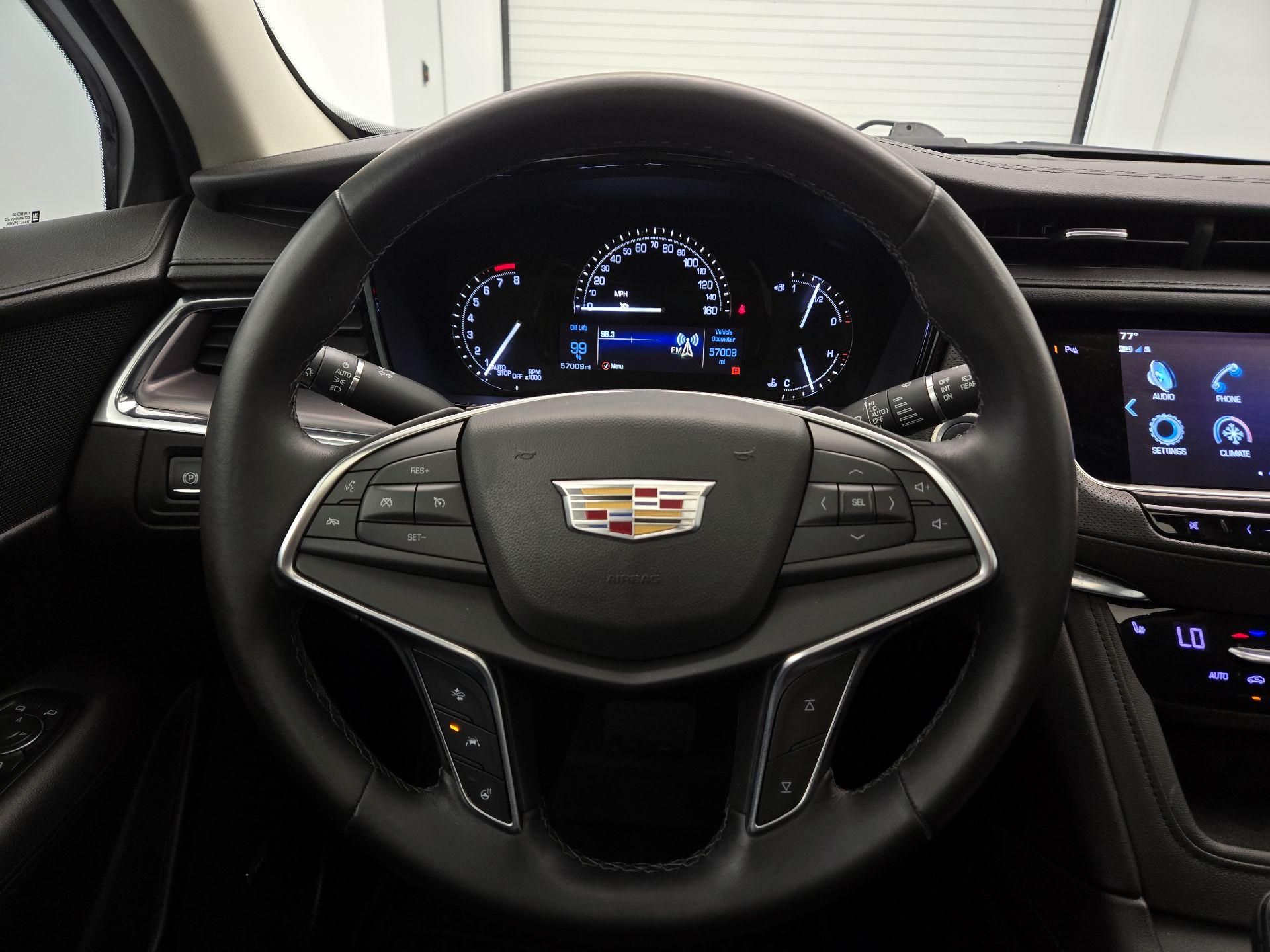 Thumbnail: 2018 Cadillac XT5 - 10