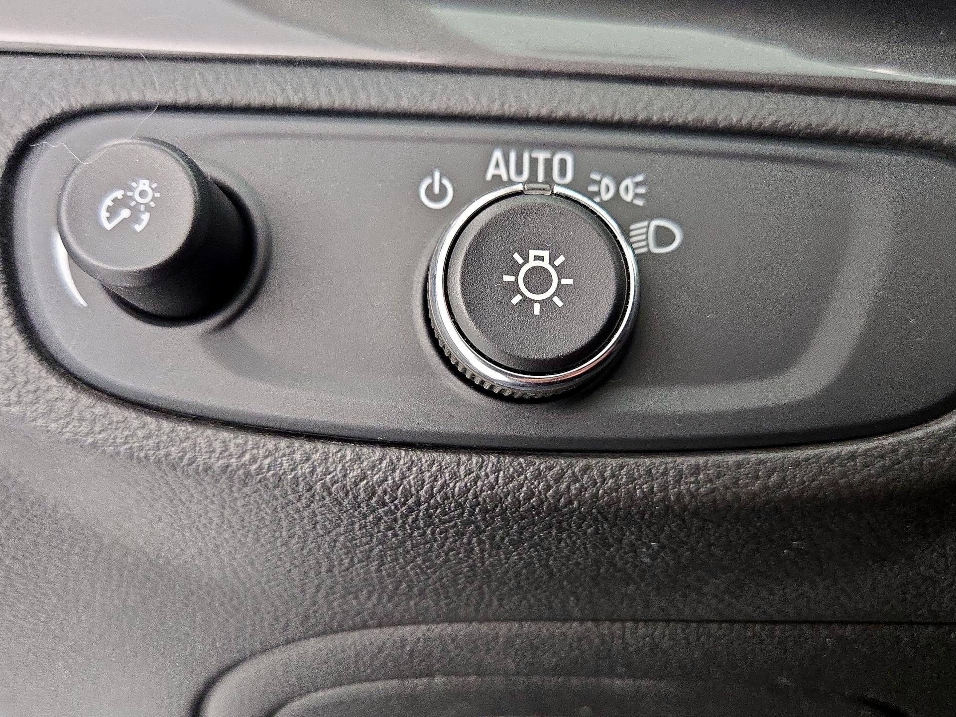 Thumbnail: 2017 Buick Encore - 13
