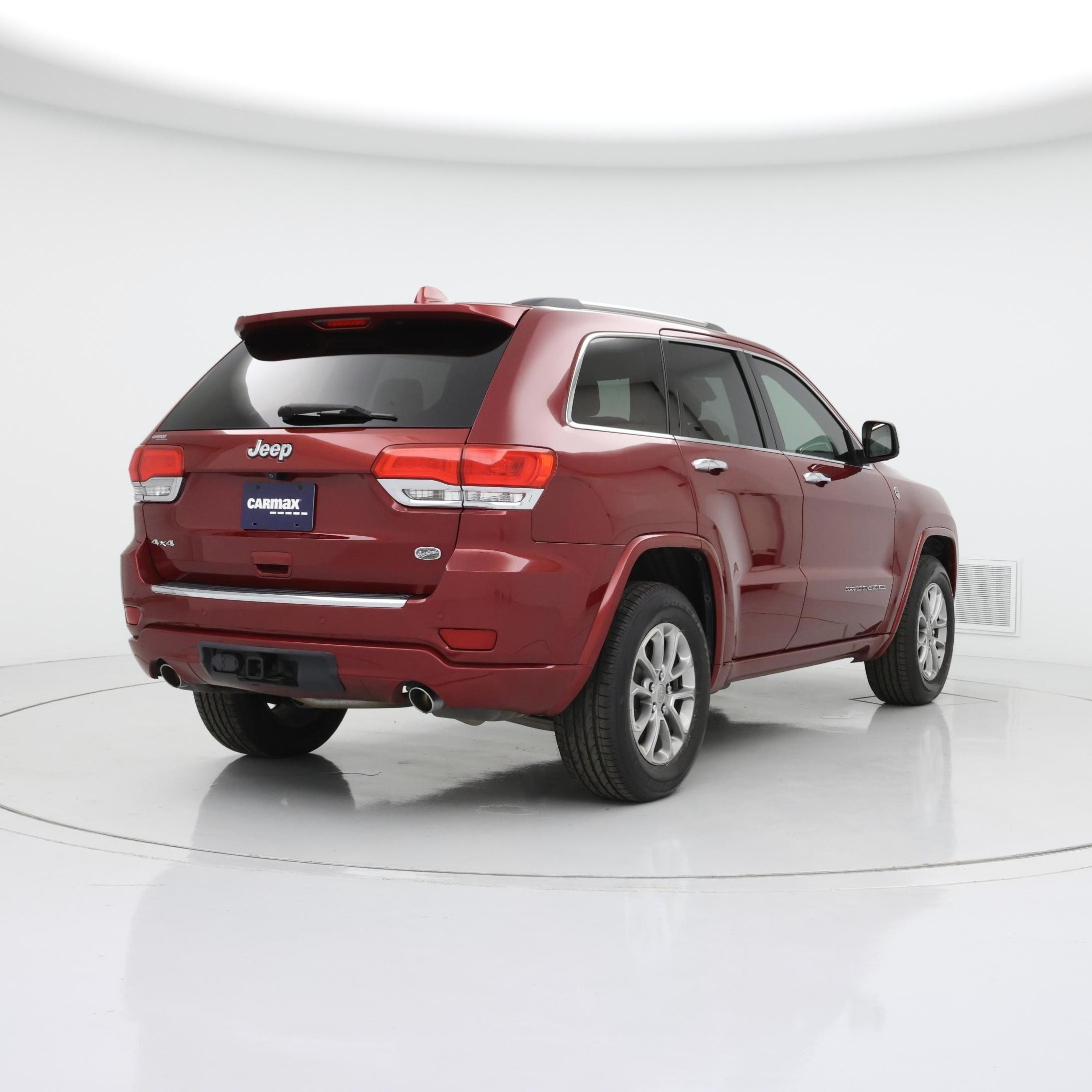 Thumbnail: 2015 Jeep Grand Cherokee - 8
