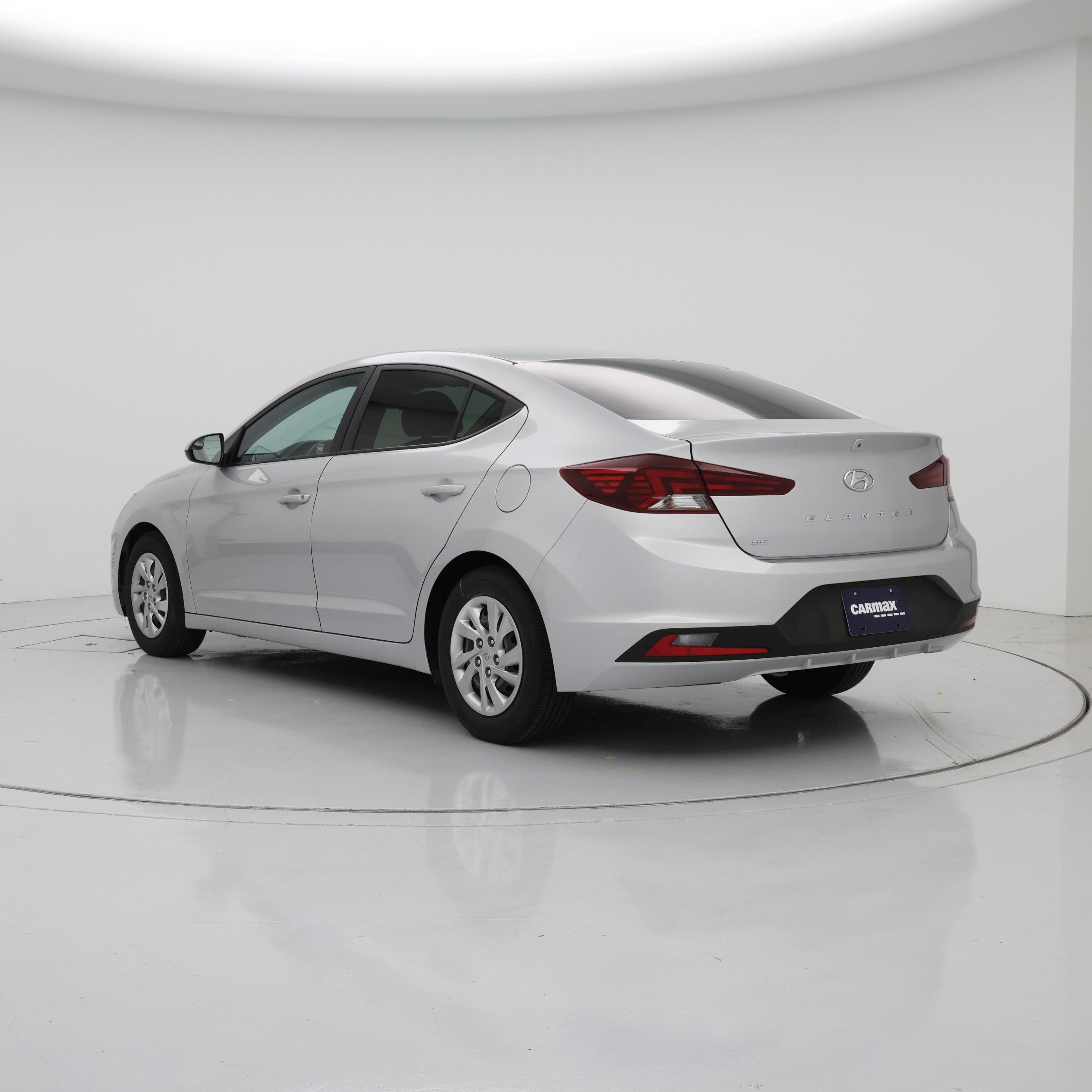 Thumbnail: 2019 Hyundai Elantra - 2