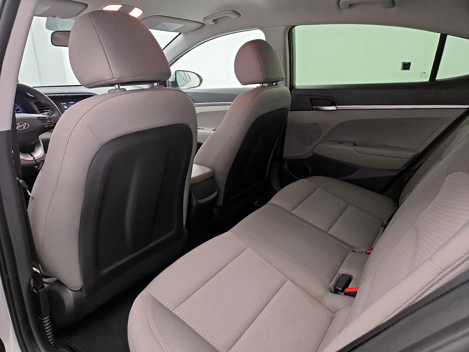 Thumbnail: 2019 Hyundai Elantra - 19