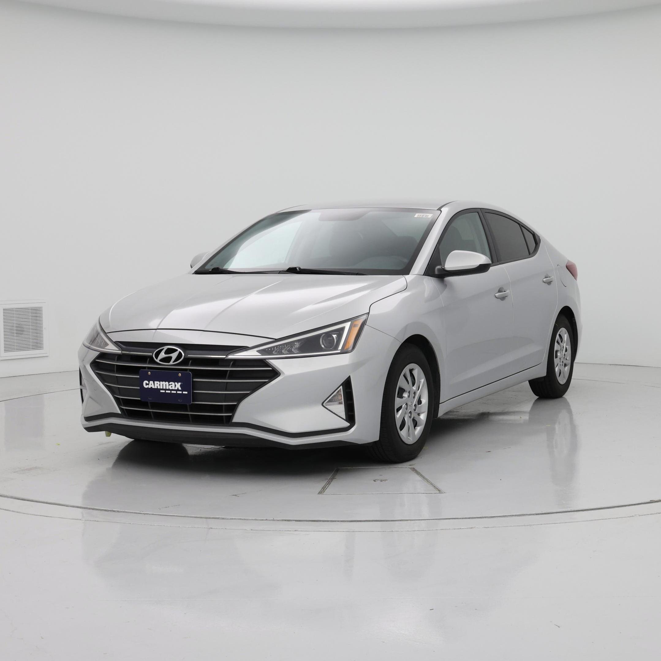 Thumbnail: 2019 Hyundai Elantra - 4