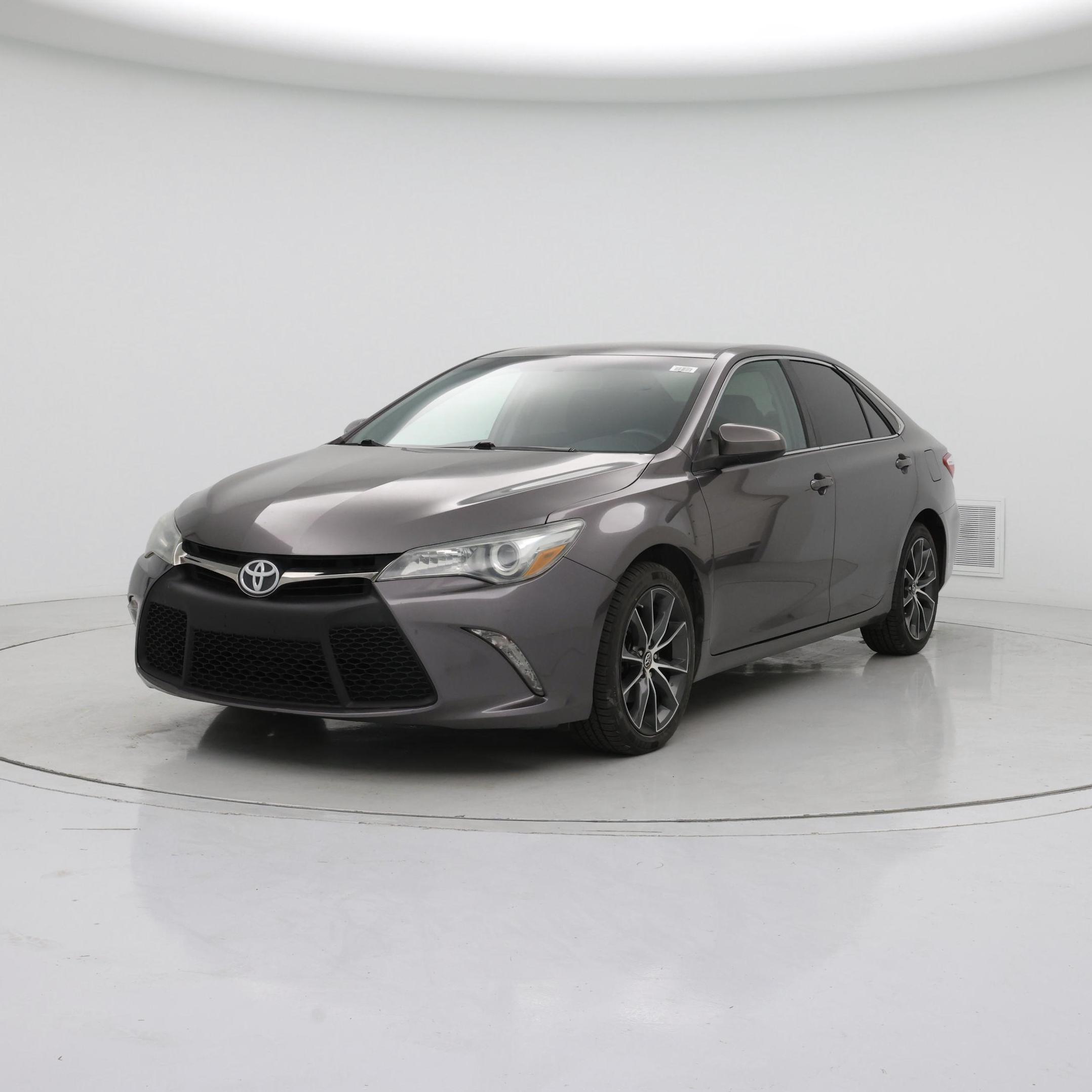 Thumbnail: 2015 Toyota Camry - 4