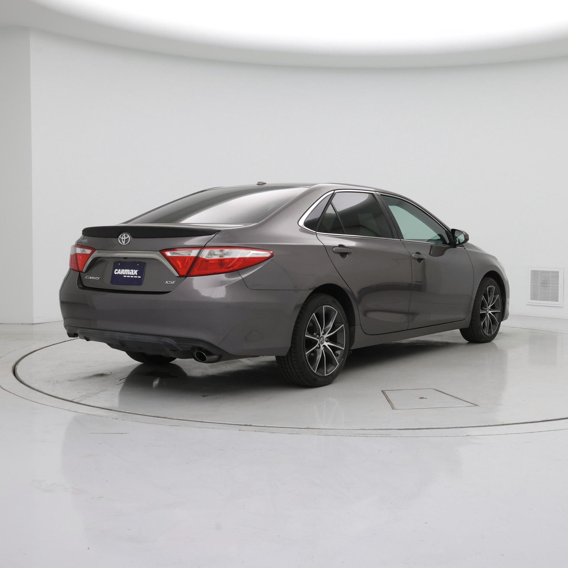 Thumbnail: 2015 Toyota Camry - 8