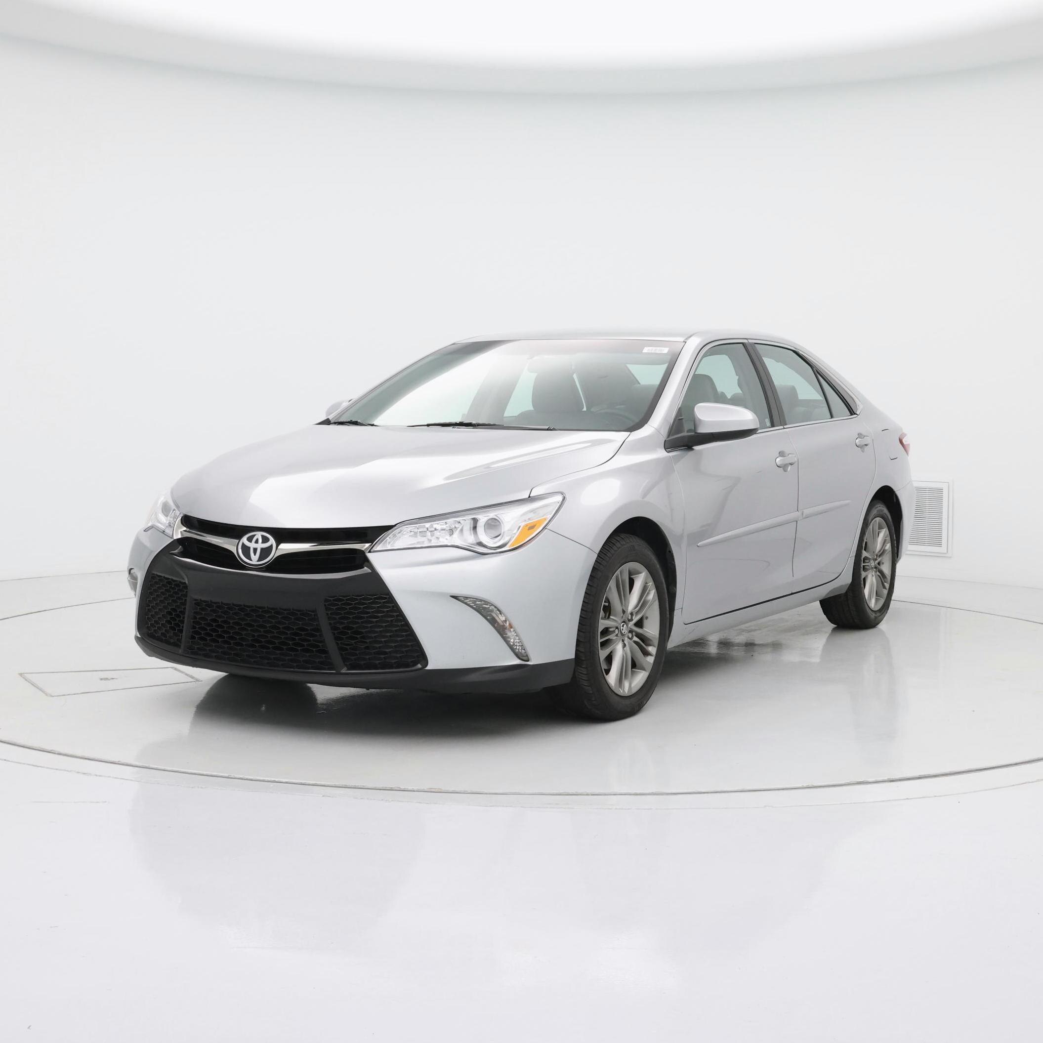 Thumbnail: 2017 Toyota Camry - 4