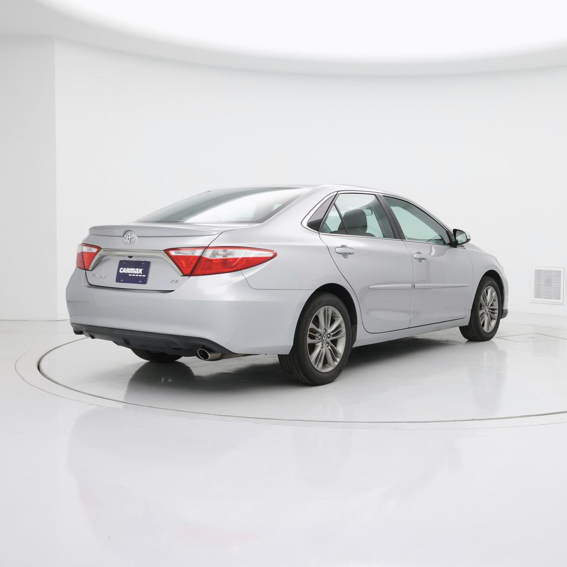 Thumbnail: 2017 Toyota Camry - 8