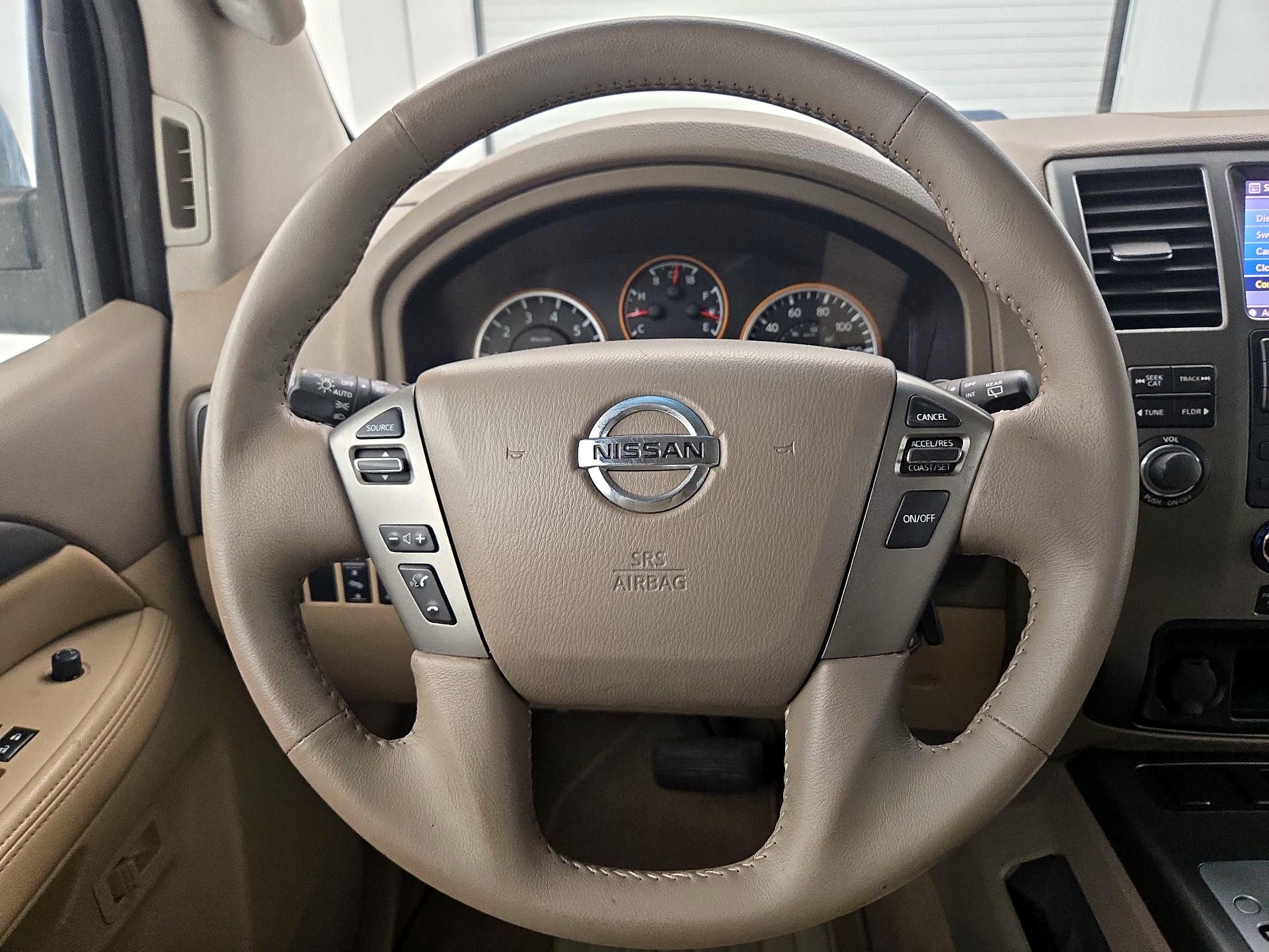 Thumbnail: 2014 Nissan Armada - 10