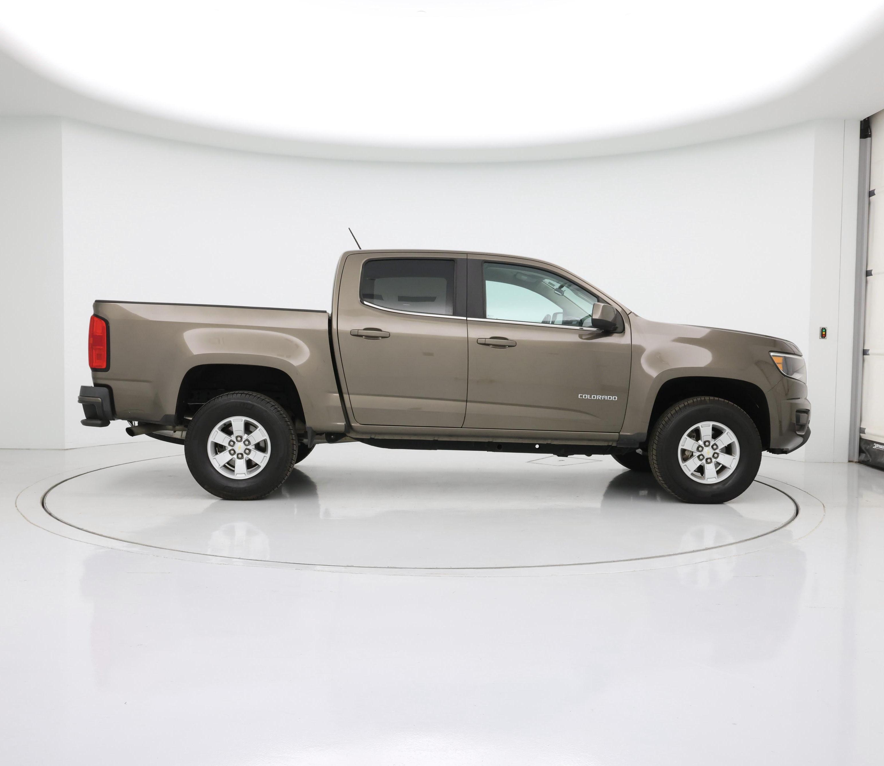Thumbnail: 2017 Chevrolet Colorado - 7