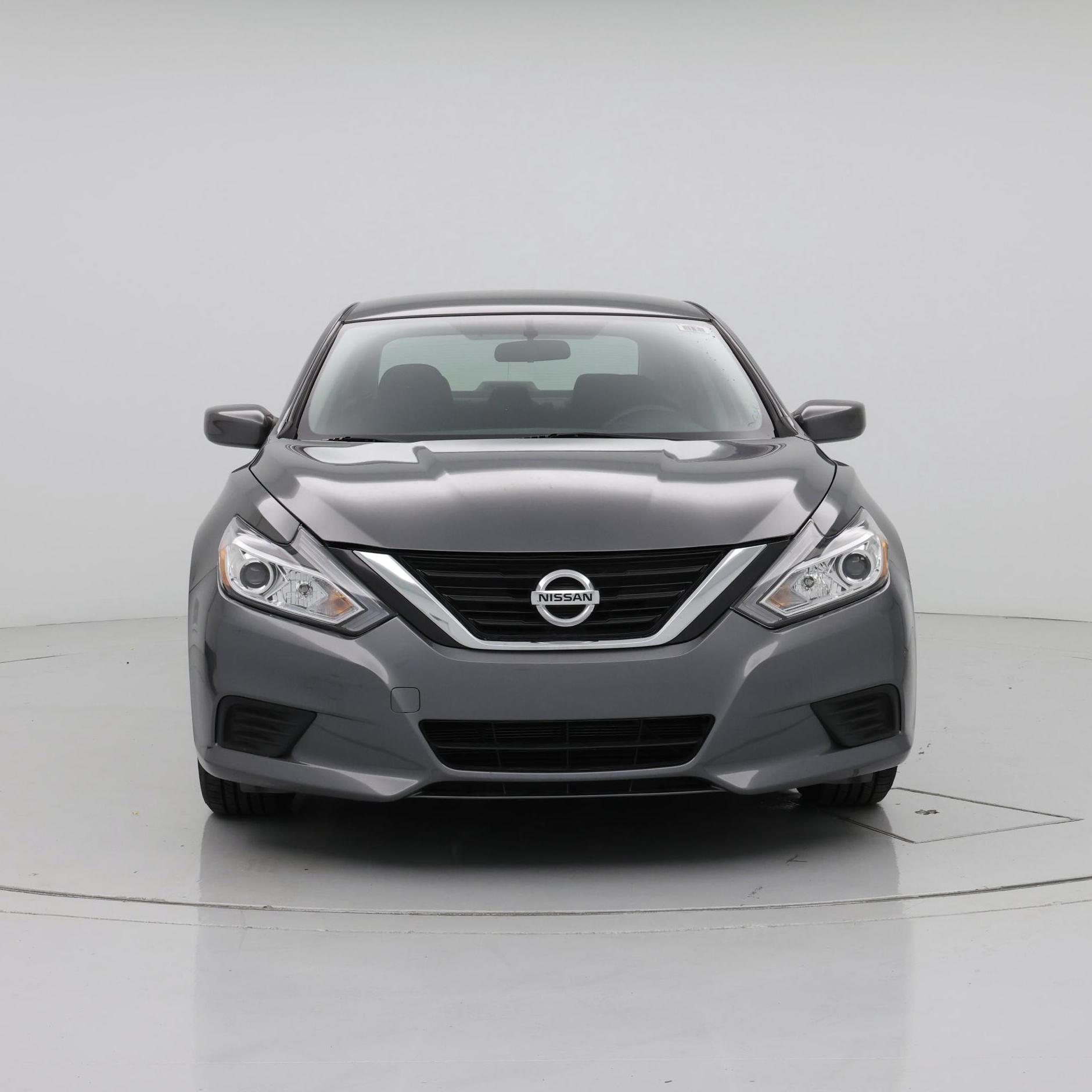 Thumbnail: 2017 Nissan Altima - 5
