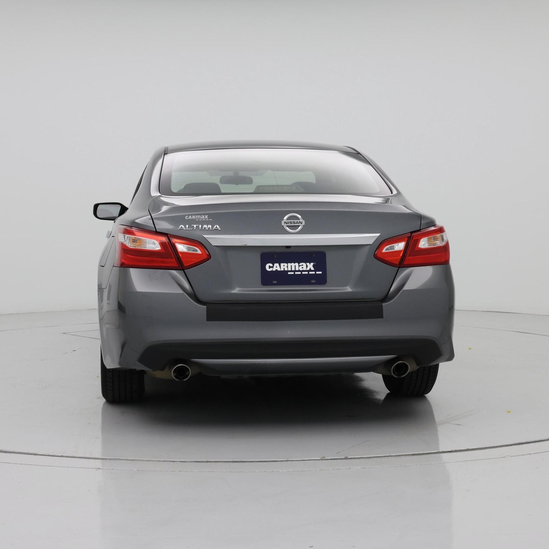 Thumbnail: 2017 Nissan Altima - 6