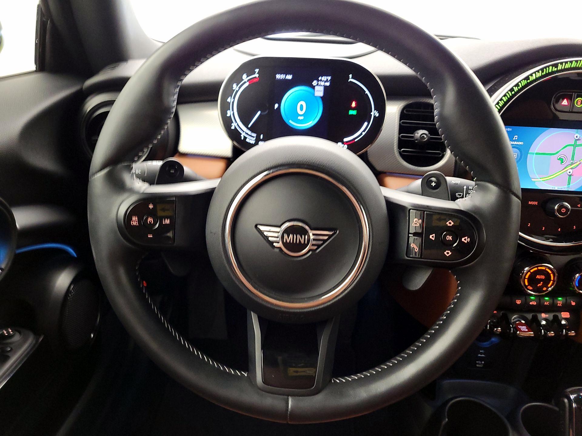 Thumbnail: 2022 MINI Cooper - 10