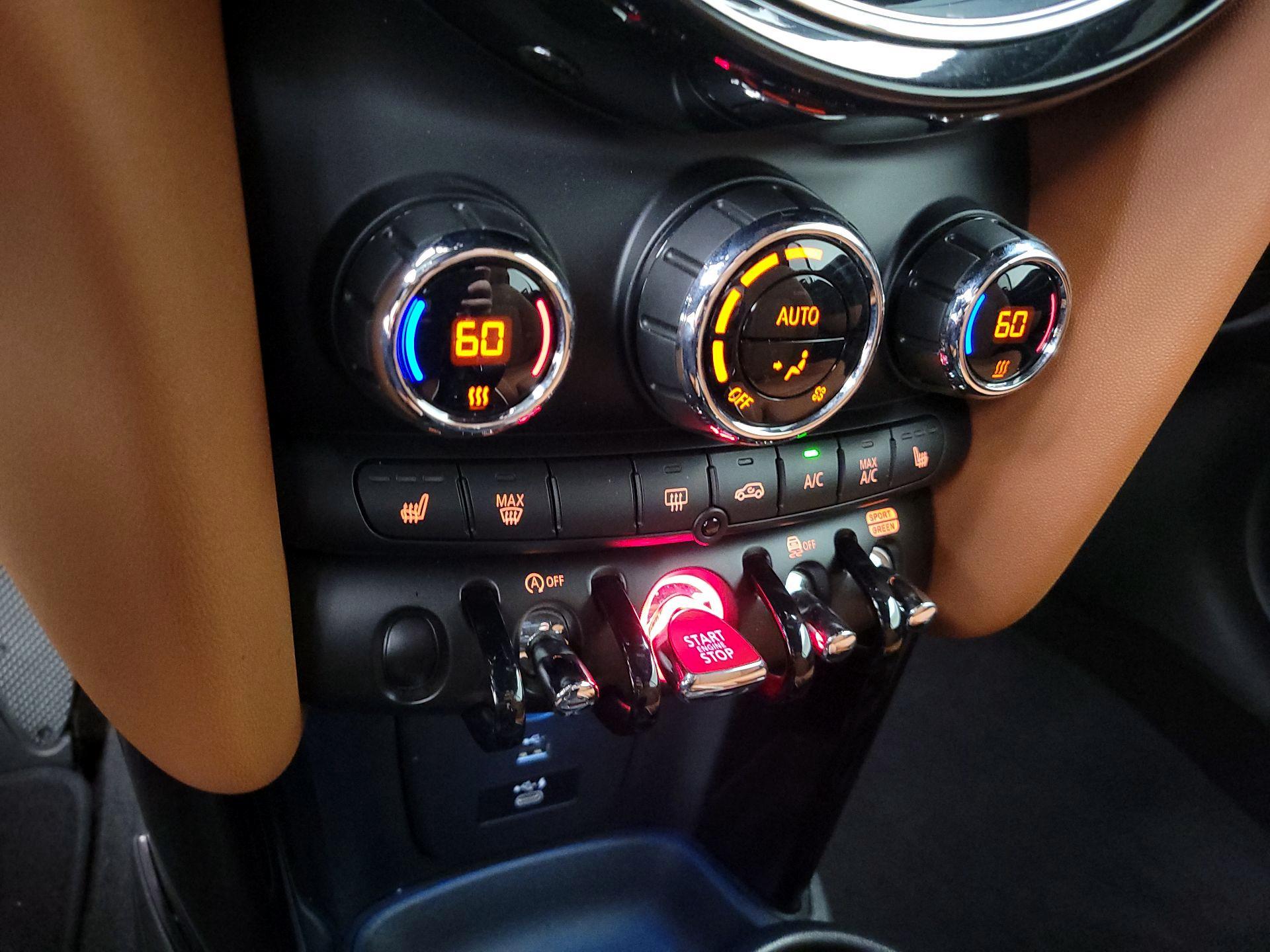Thumbnail: 2022 MINI Cooper - 17