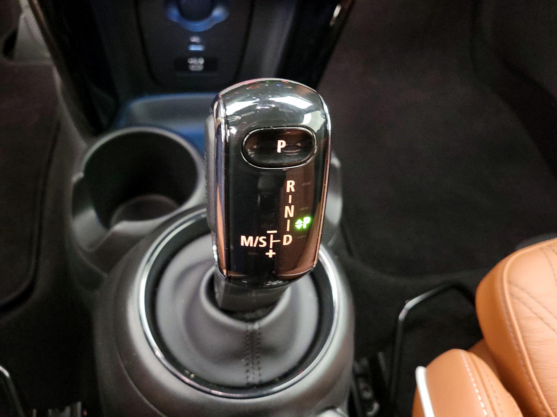 Thumbnail: 2022 MINI Cooper - 18