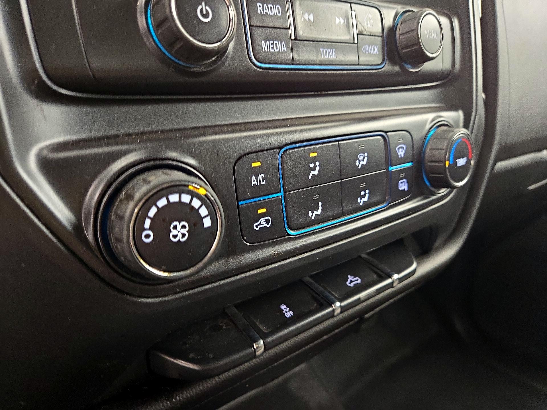 Thumbnail: 2014 Chevrolet Silverado 1500 - 15