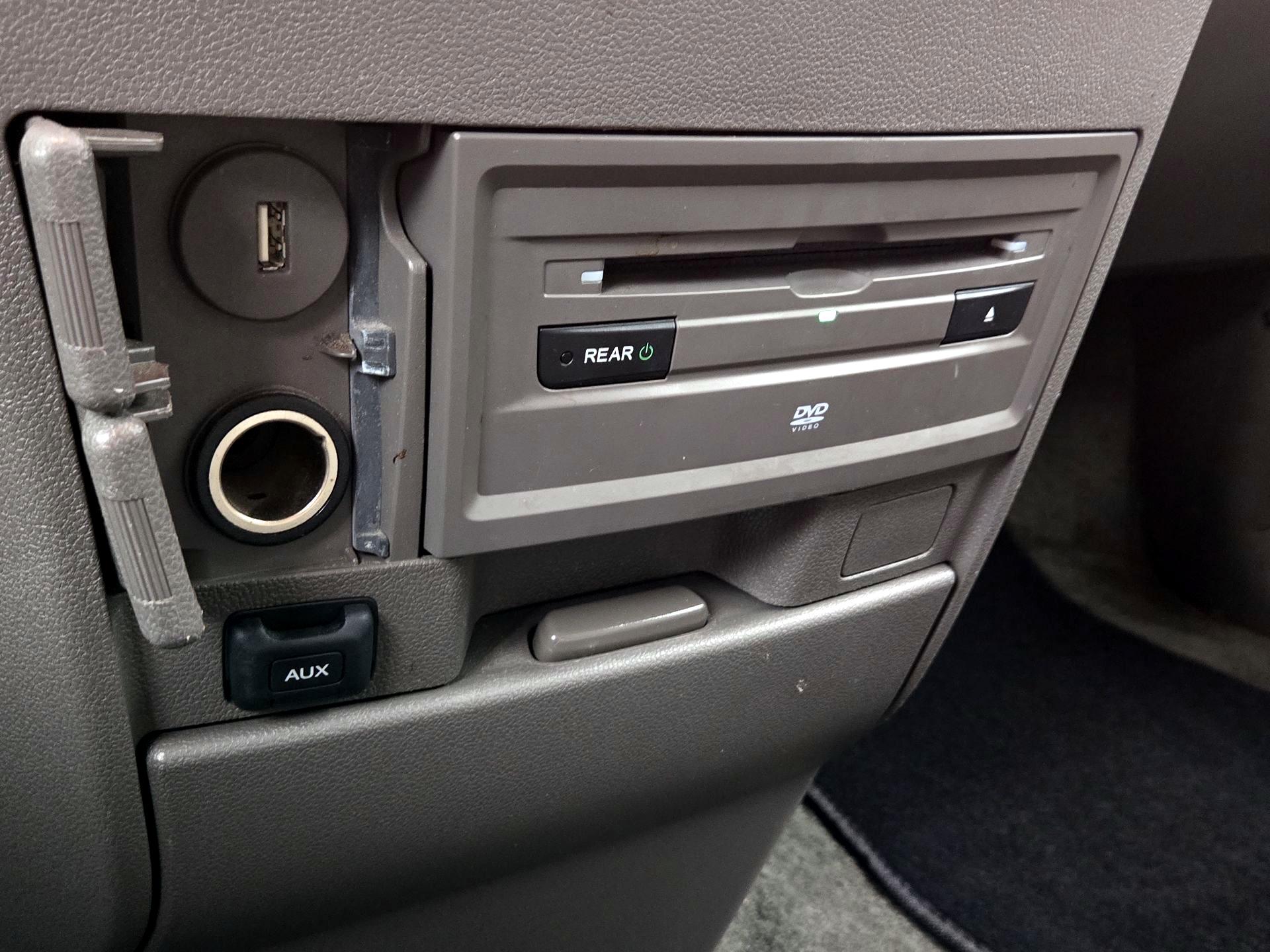 Thumbnail: 2016 Honda Odyssey - 18