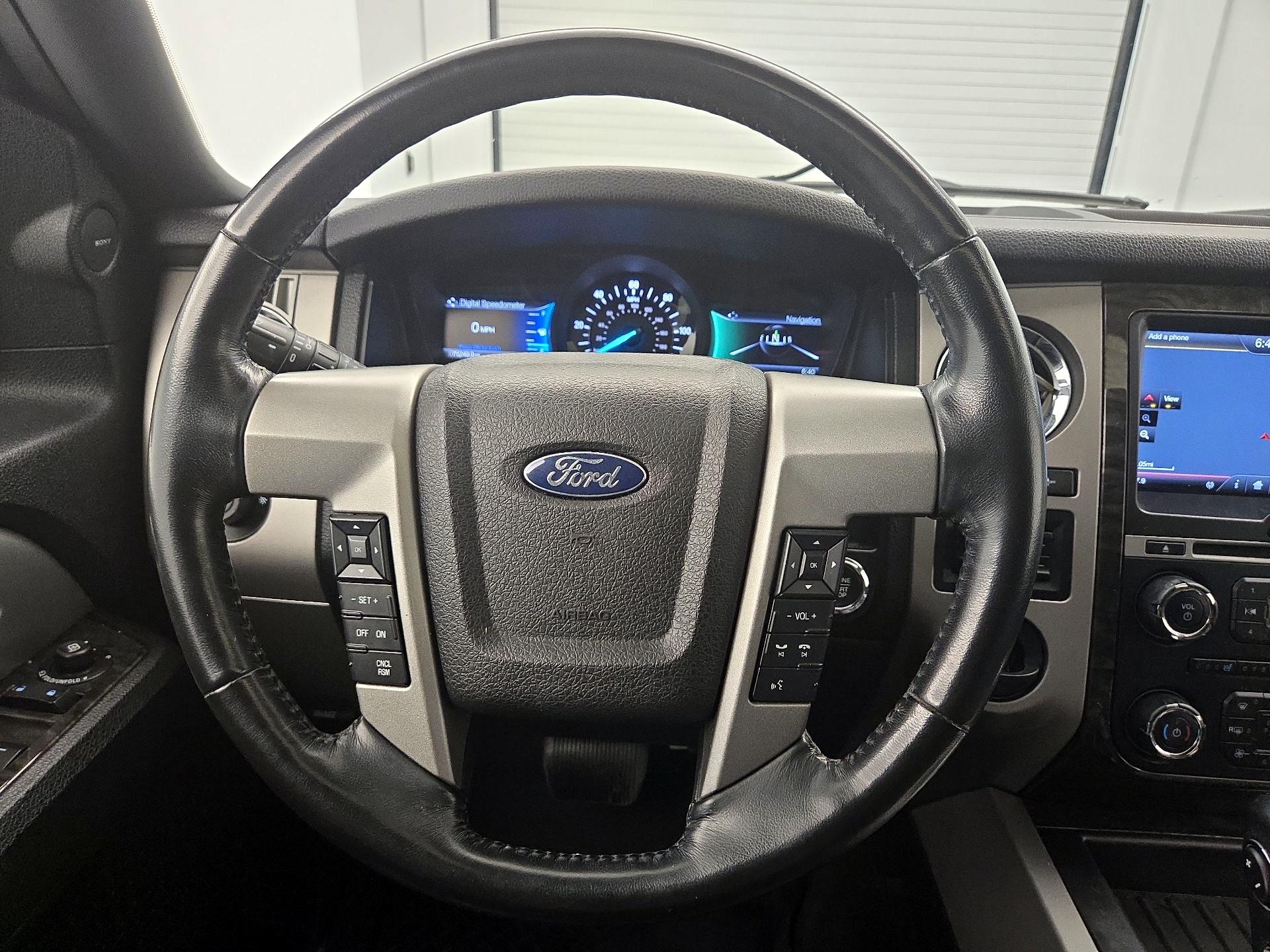 Thumbnail: 2015 Ford Expedition - 10