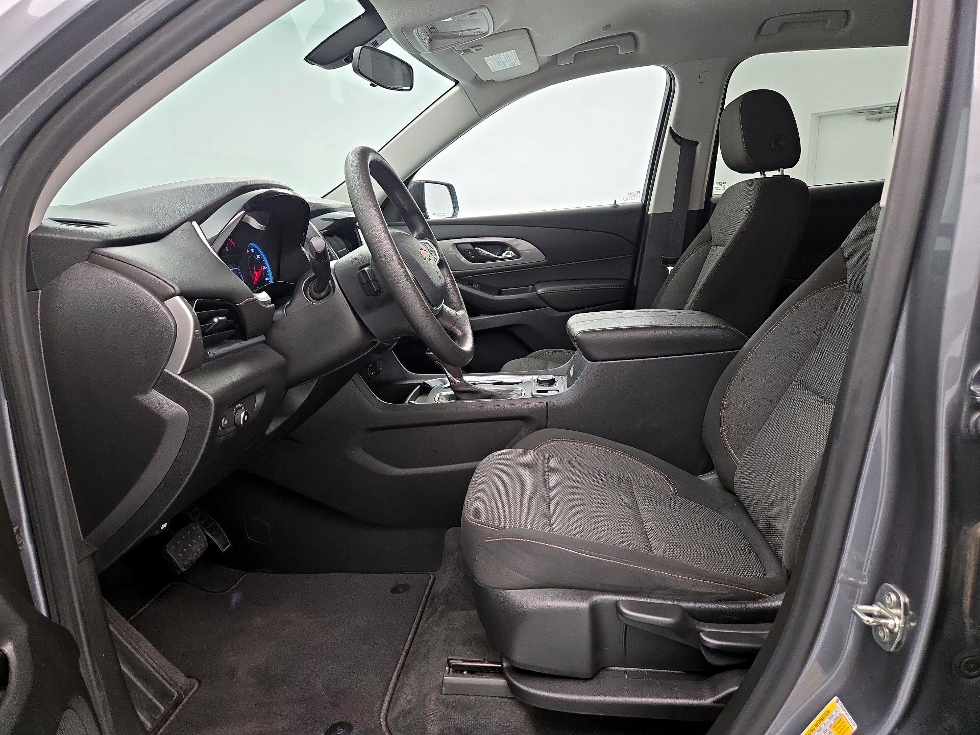 Thumbnail: 2020 Chevrolet Traverse - 11